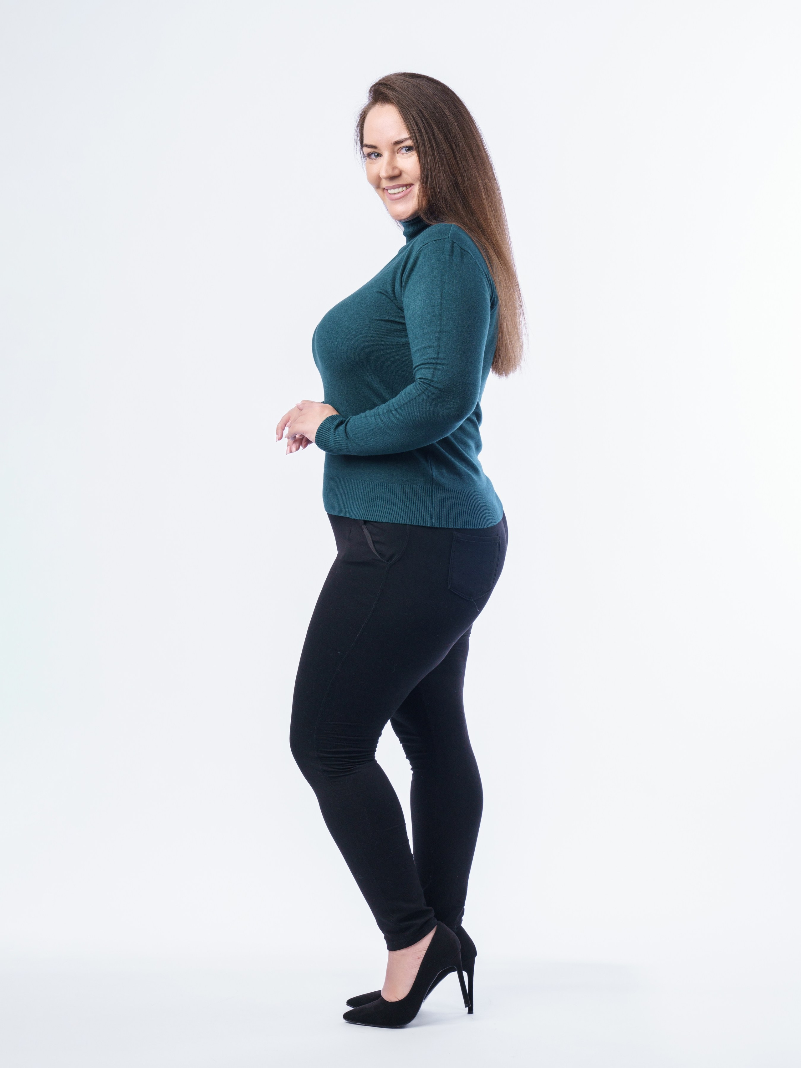 Водолазки, модель Мария и Елена. KED Production — продакшн из СПб. Создаём фото, видео и контент, который помогает брендам и селлерам продавать больше