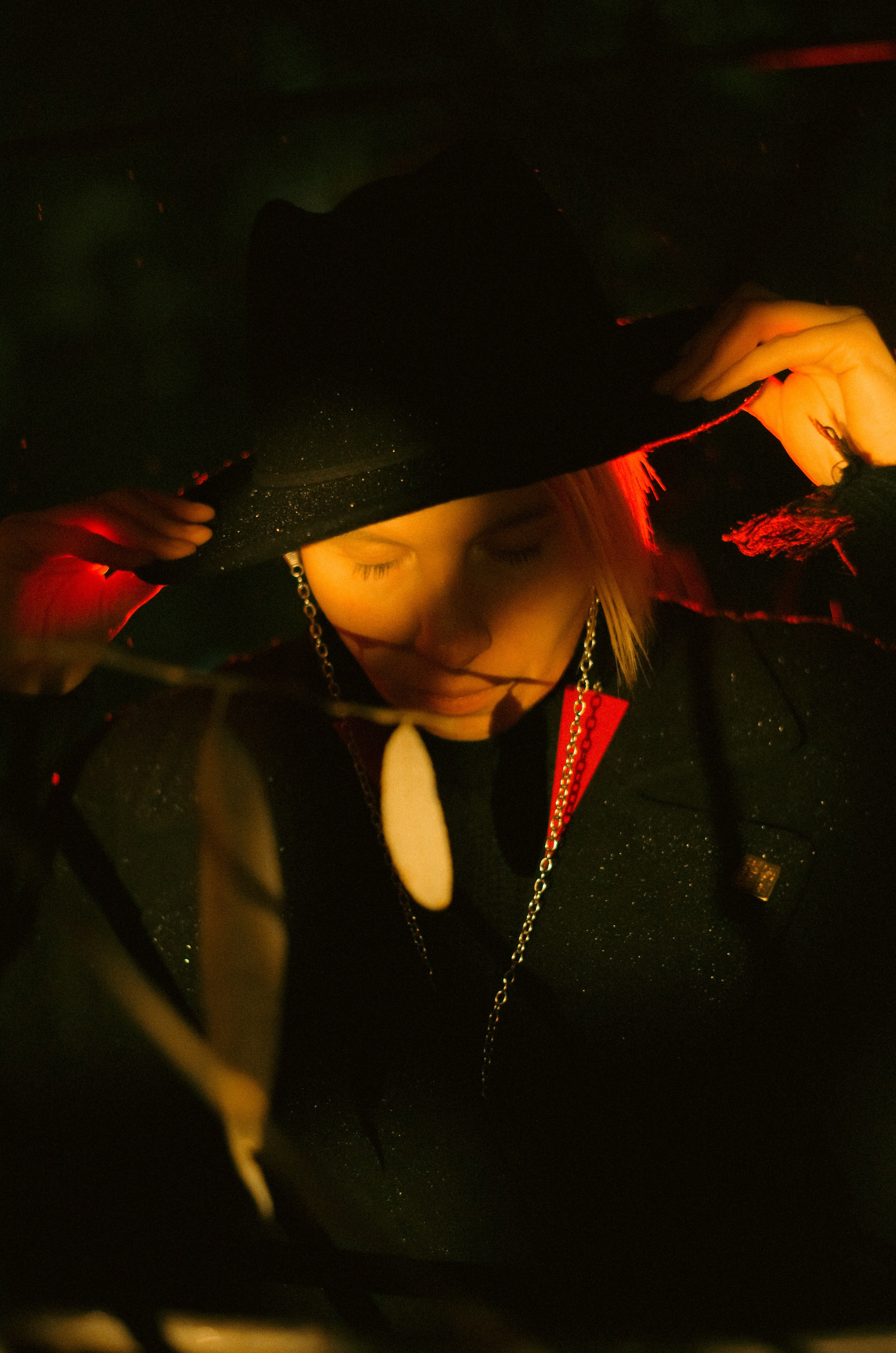 Саша. Просто свет