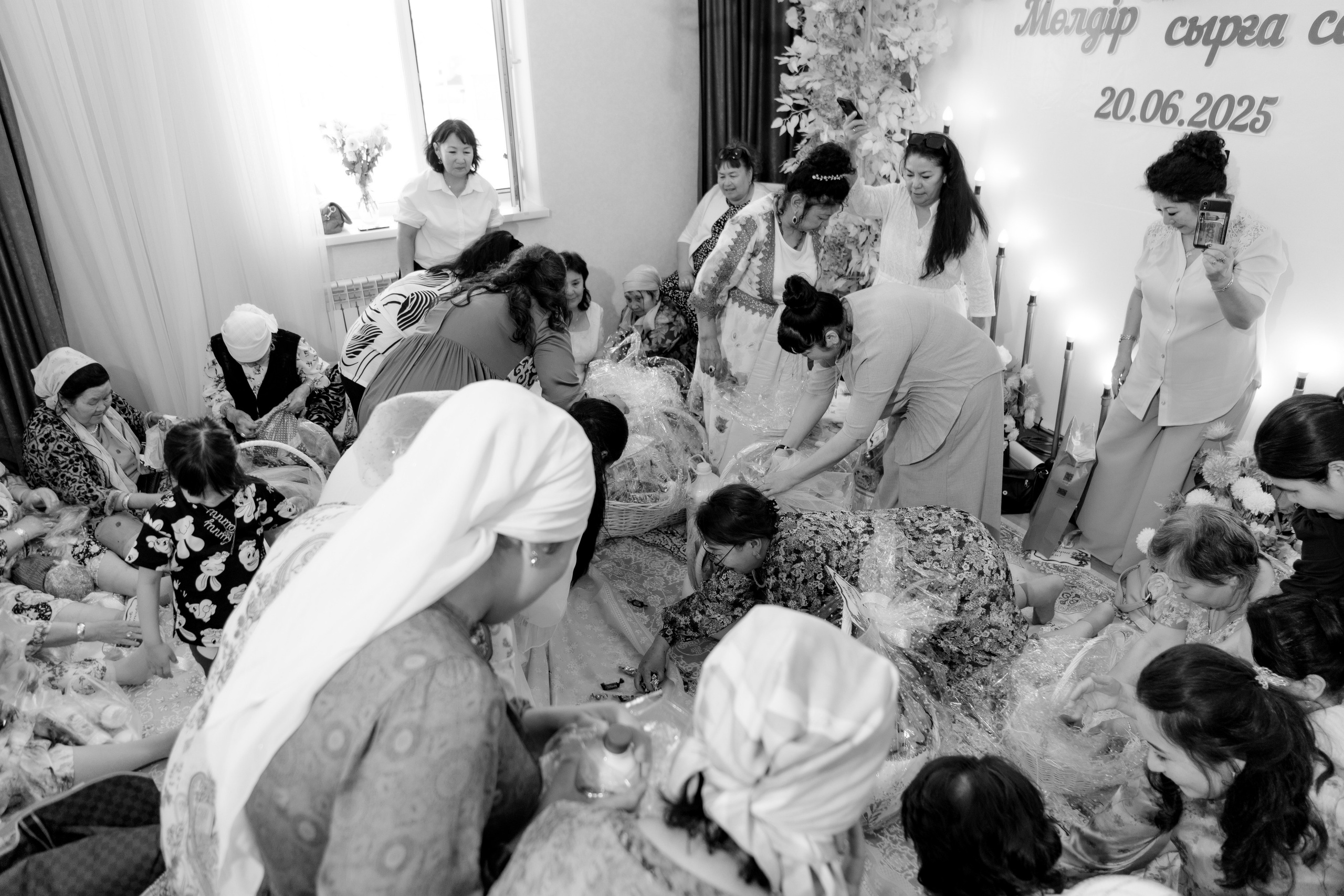 Moldir — syrğa salu. Wedding and Love story Photographer