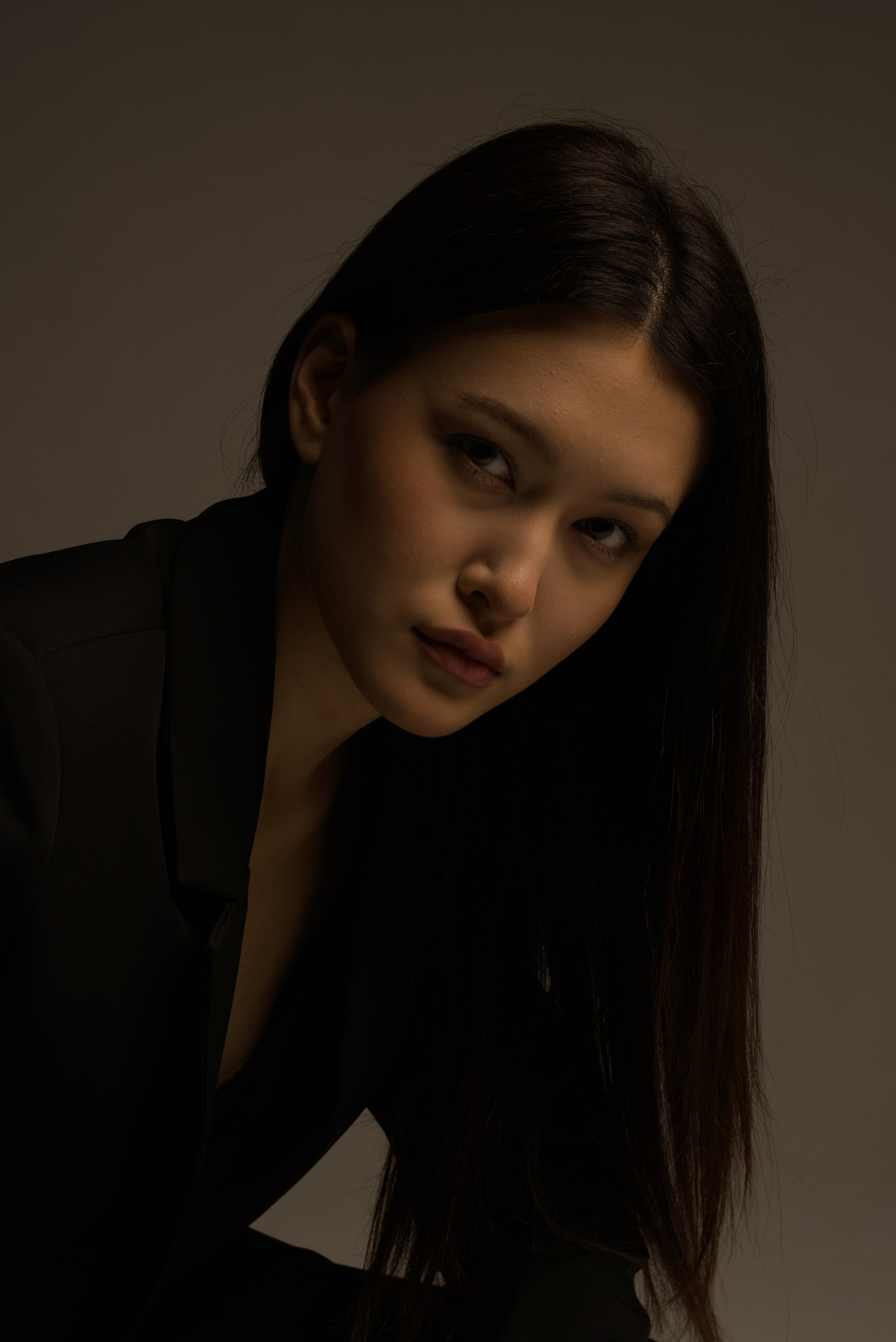 Деловой стиль со вспышкой. Мир глазами Саши Д