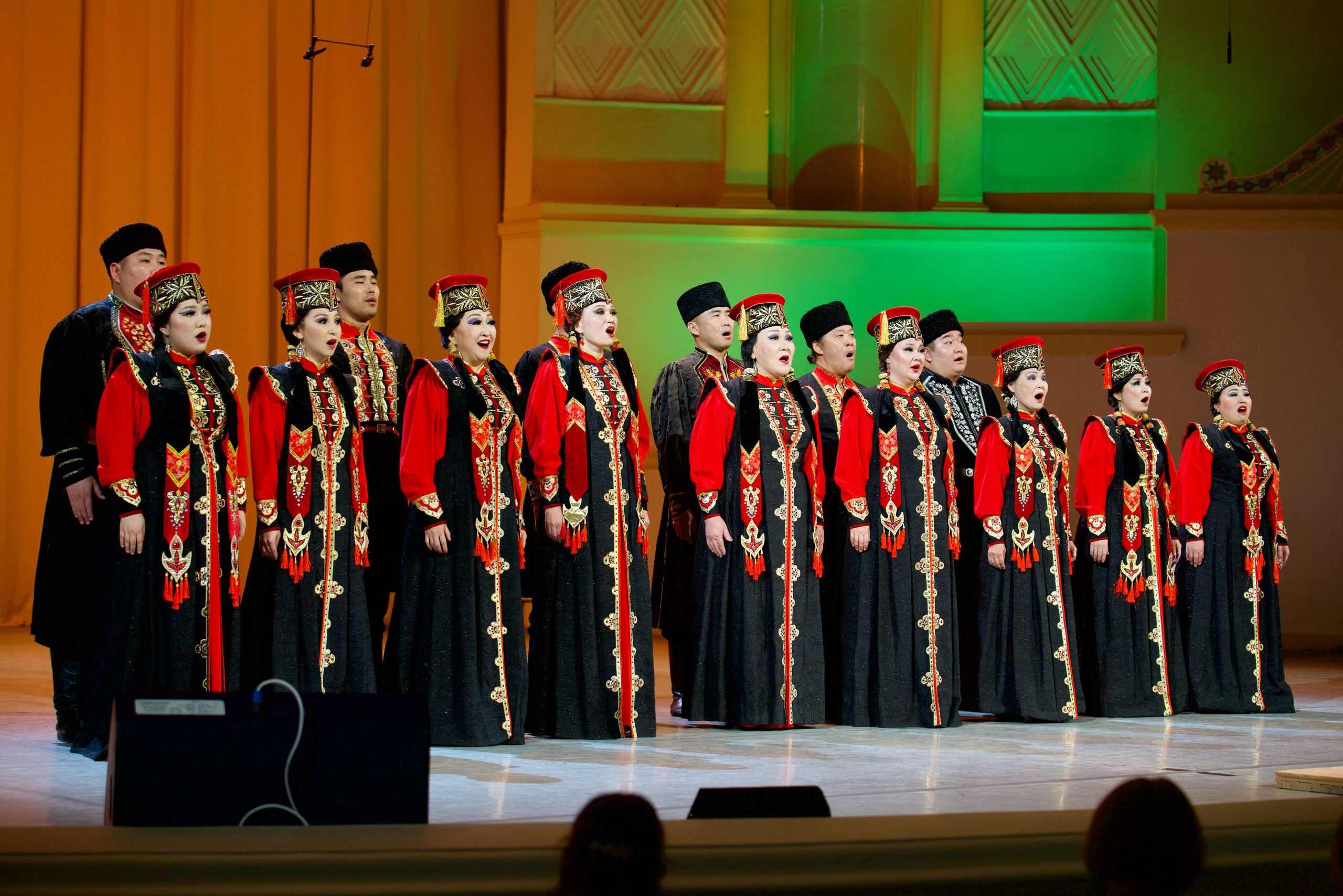 Ансамбль «Тюльпан». Фотограф Николай Костюк