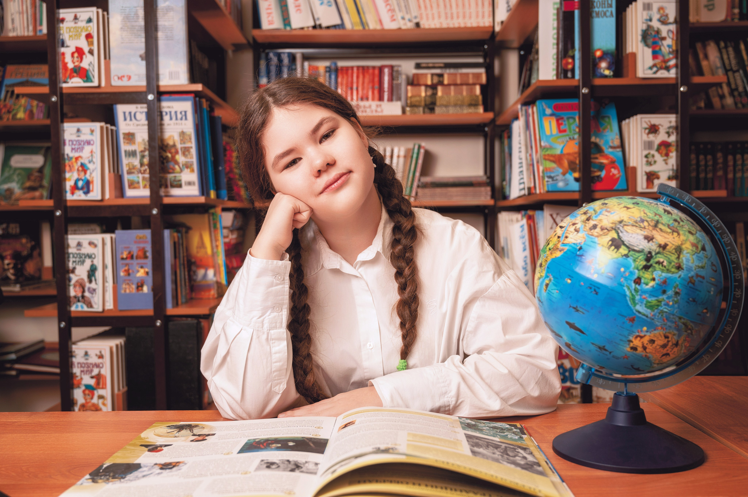 Фотографии выпускников младшей школы Гимназия 2. Детский фотограф. «Ожившие» фото, г. Нижневартовск