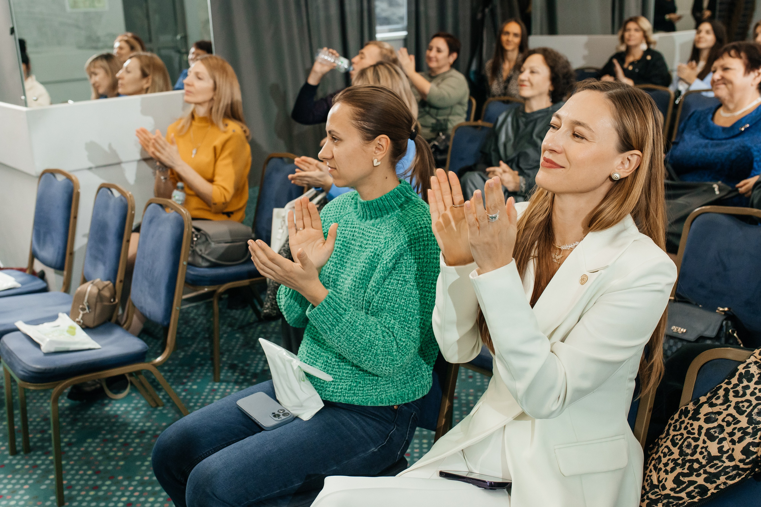 Форум NSP в Marins Park Hotel Ростов. Фотограф в Ростов-на-Дону Виктория Савчук