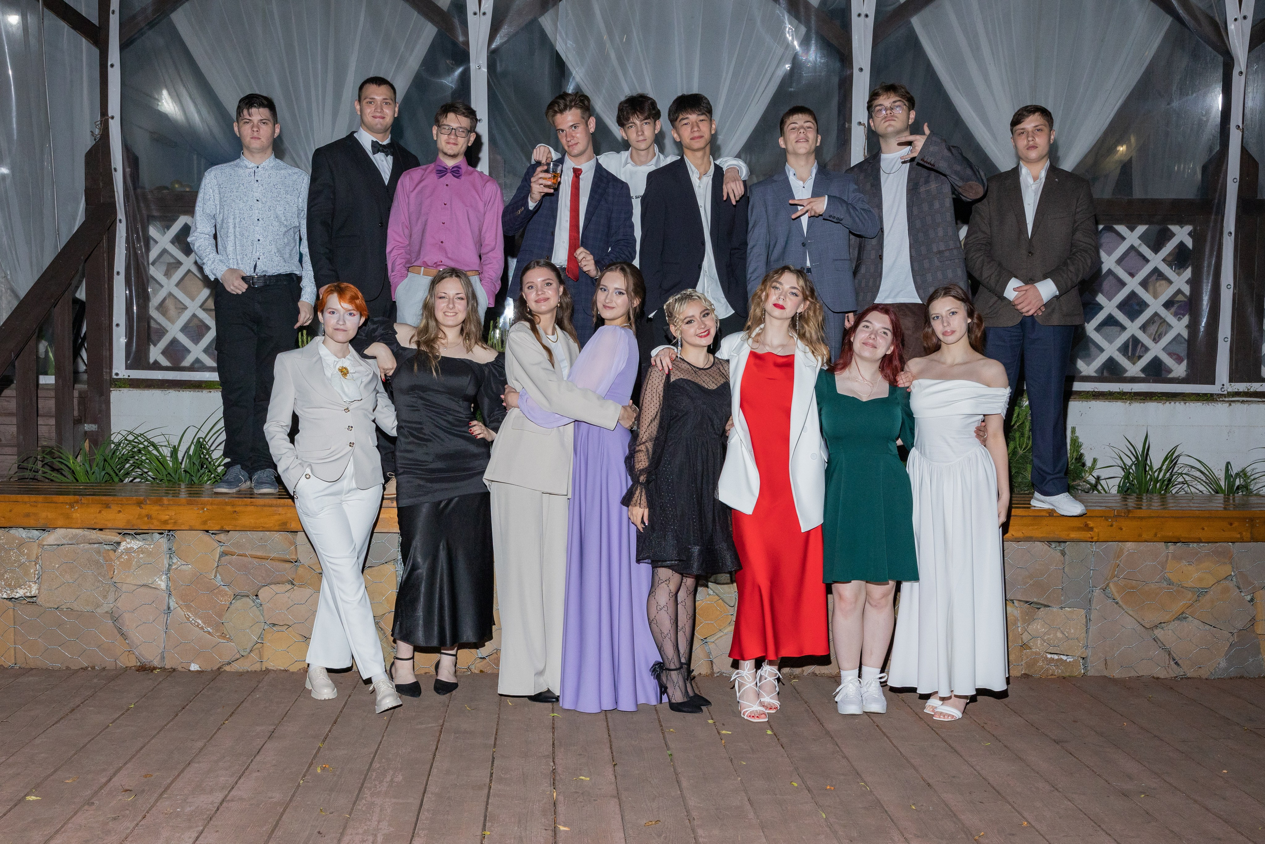 Выпускной вечер на базе отдыха Жемчужина. Выпускные альбомы во Владивостоке