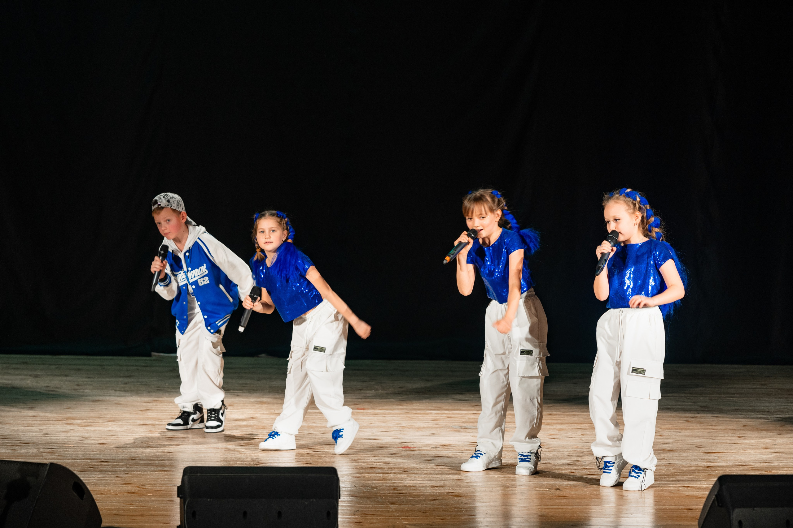 Концерт ДК Буривестник. Фотограф Никита Комаров