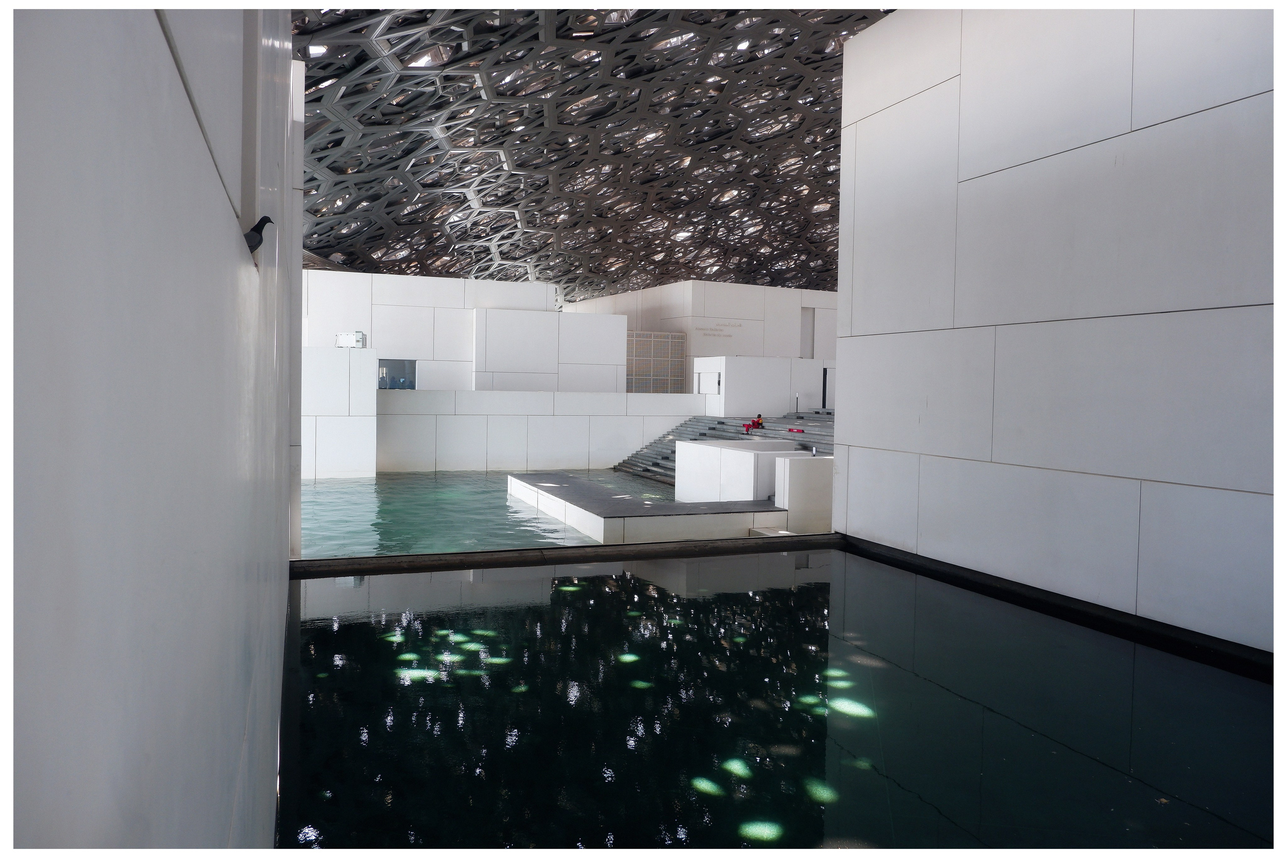 UAE. ANNA — PHOTOGRAPHER