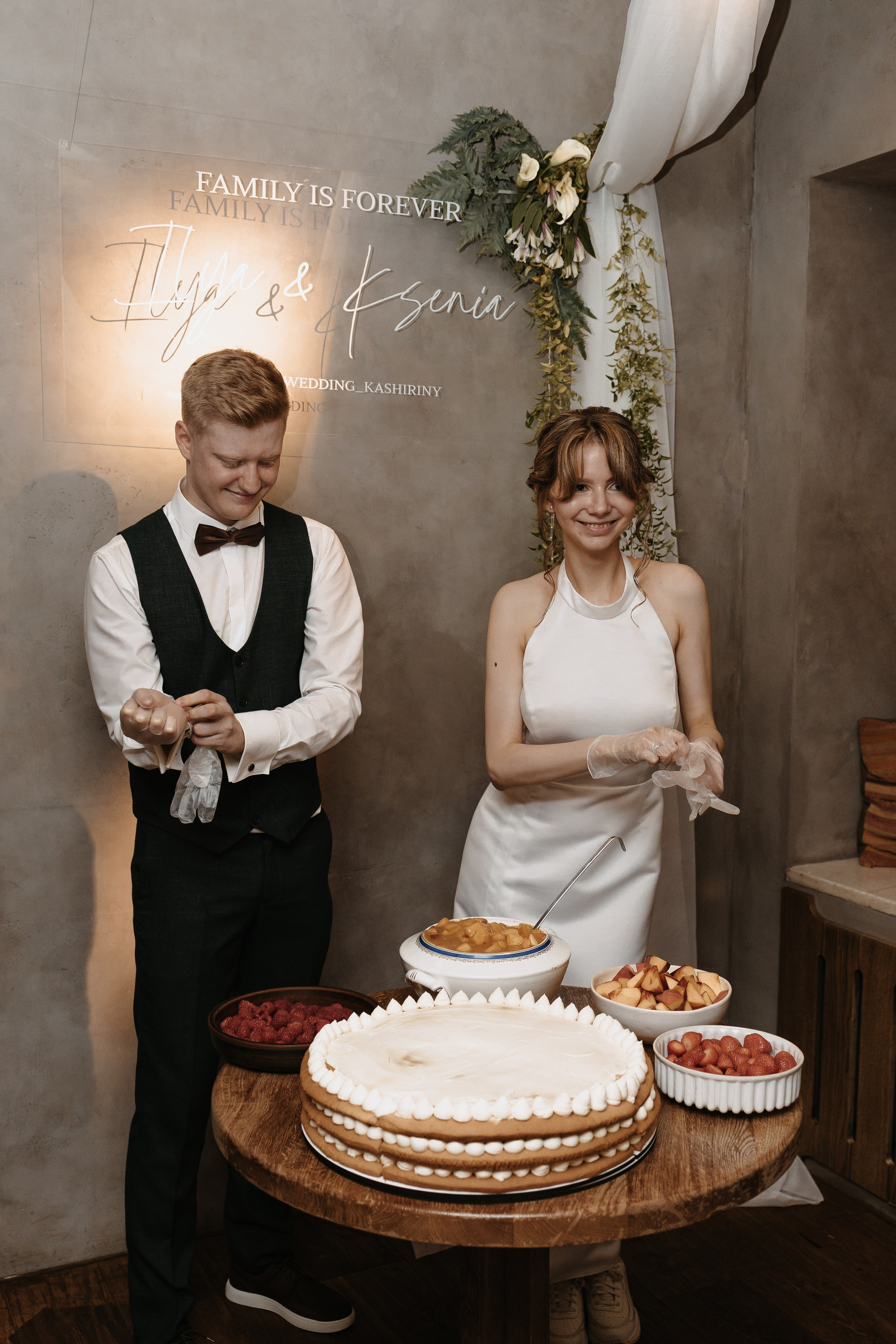 Илья и Ксюша (2024). Свадебный и семейный фотограф в Москве Яна Шувалова