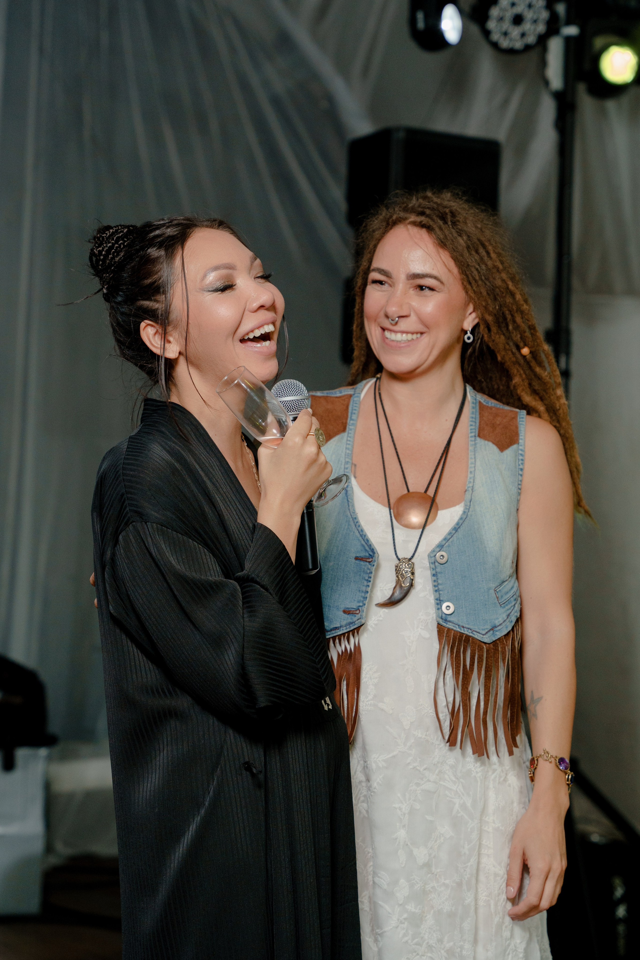 День рождения в шатре на водохранилище. Репортажный фотограф Москва Сергей Дружинин