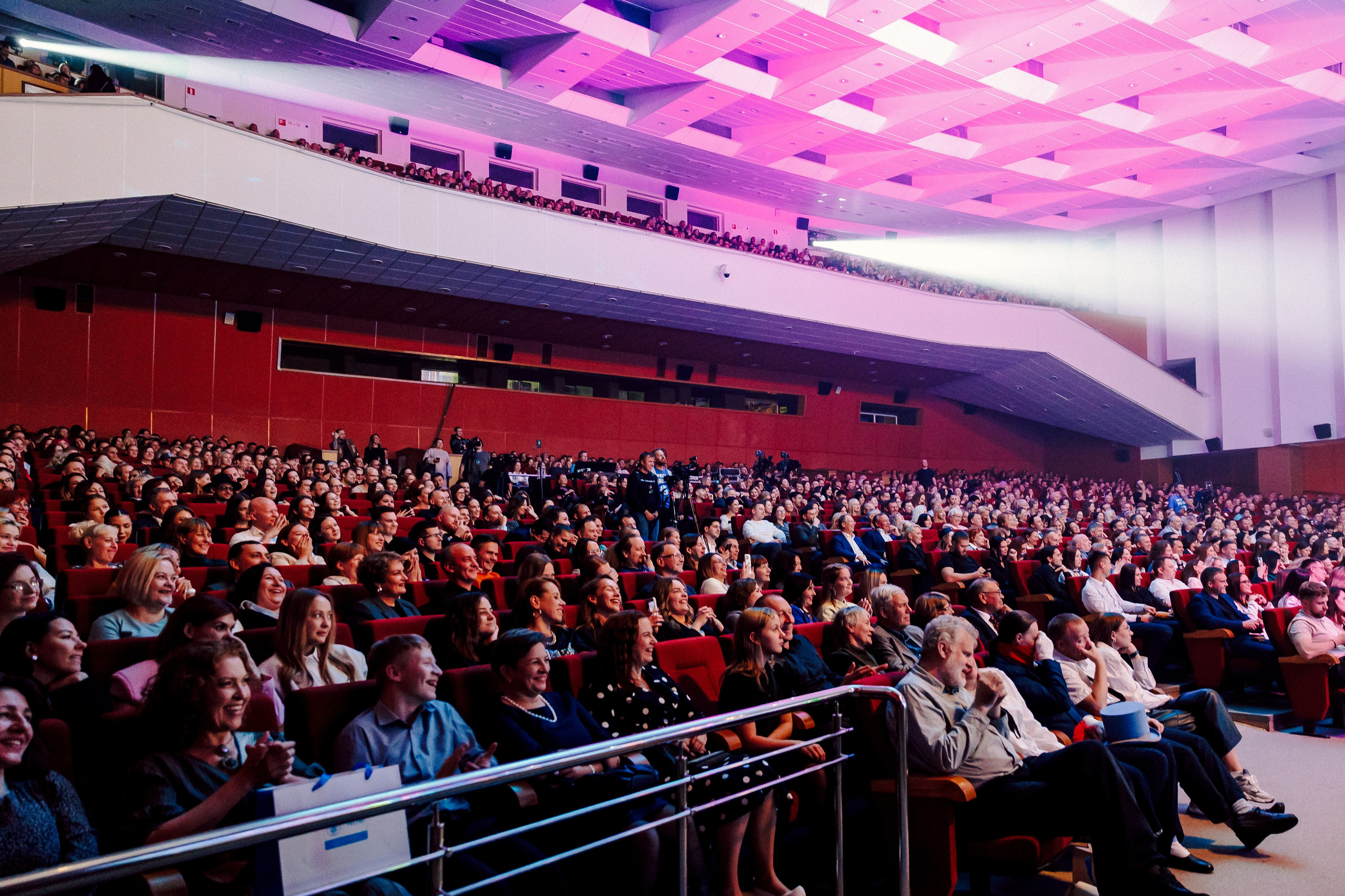 Народная премия Е1 2023. Лёшка Варзегов — фотограф