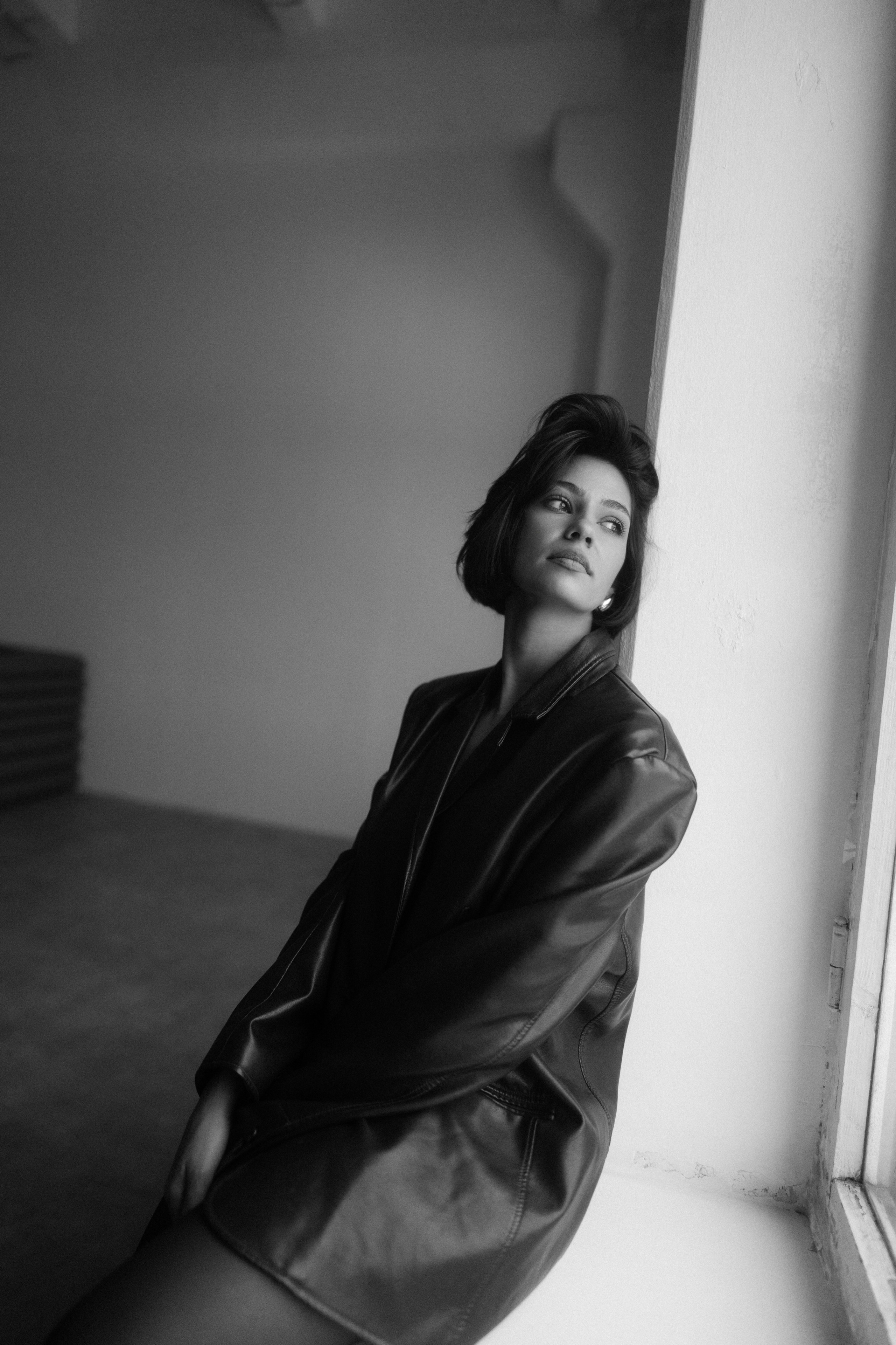 Women’s portrait photoshoot in Kazan studio by Anton Avanzato