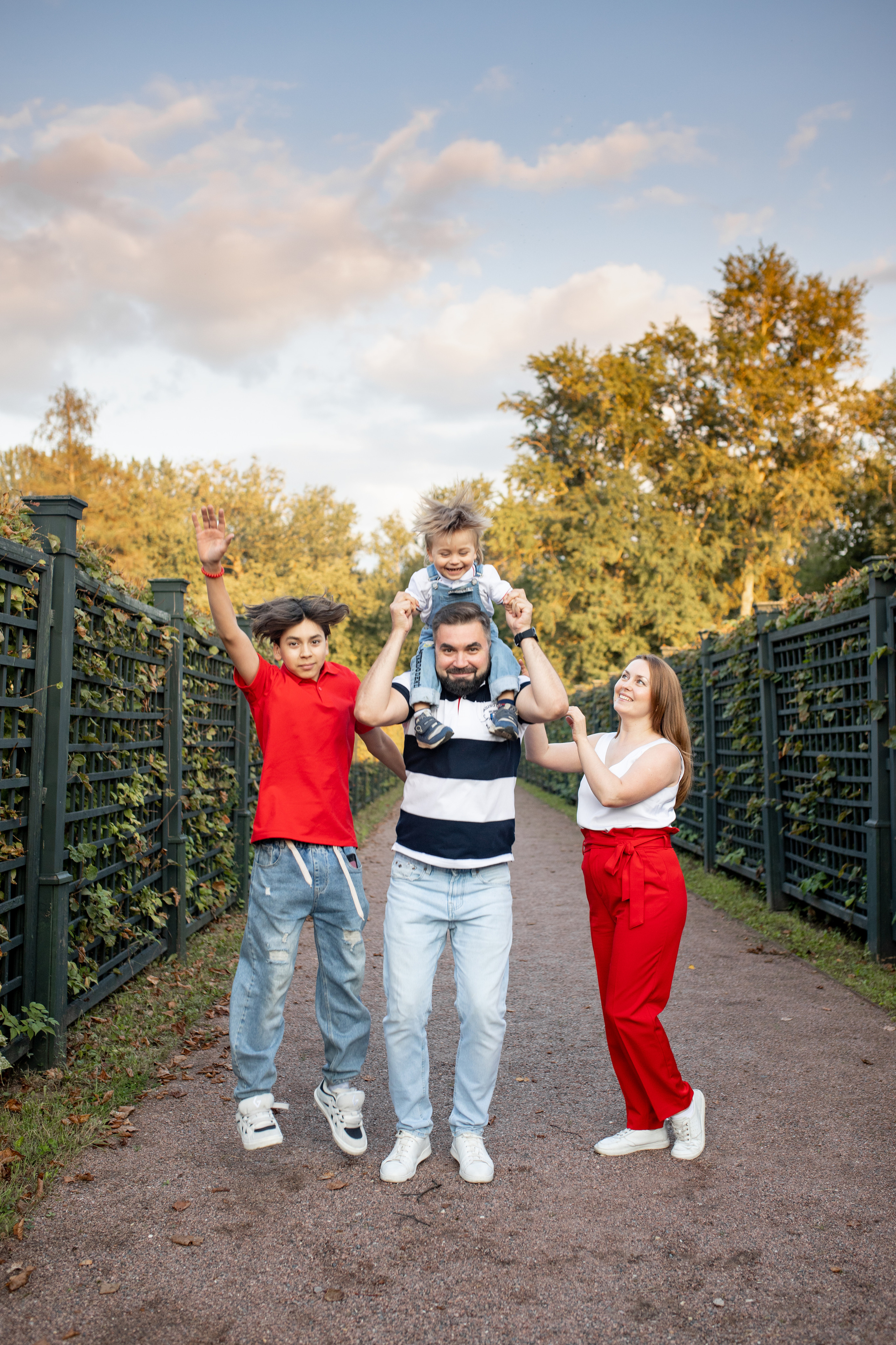 Семейная фотосессия в Кусково. Фотограф в Железнодорожном и Балашихе