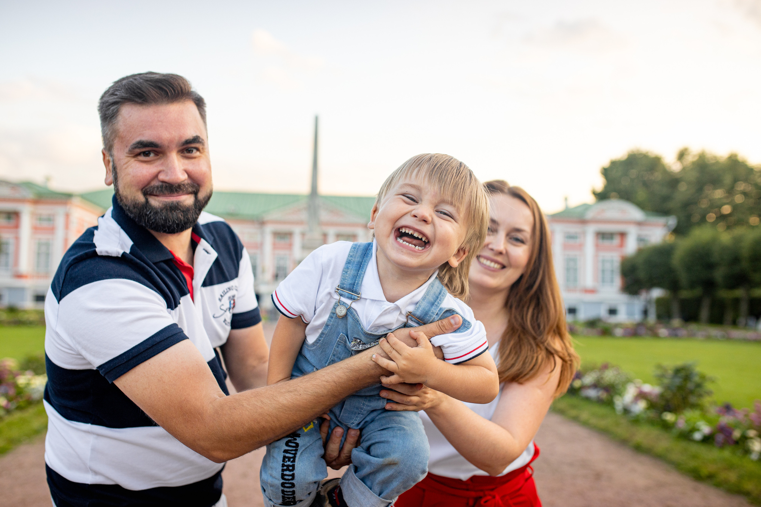Семейная фотосессия в Кусково. Фотограф в Железнодорожном и Балашихе