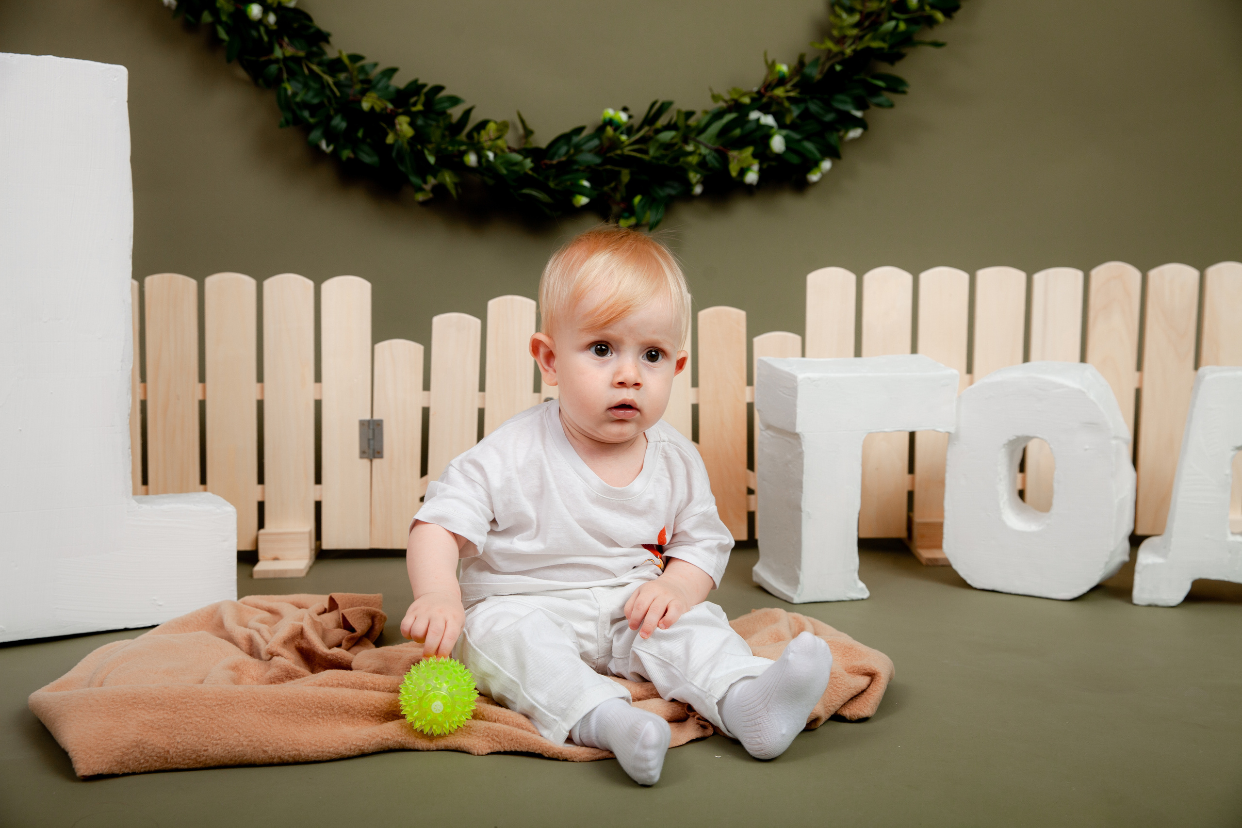 Фотосессия на годик Андраника. Фотограф в Железнодорожном и Балашихе