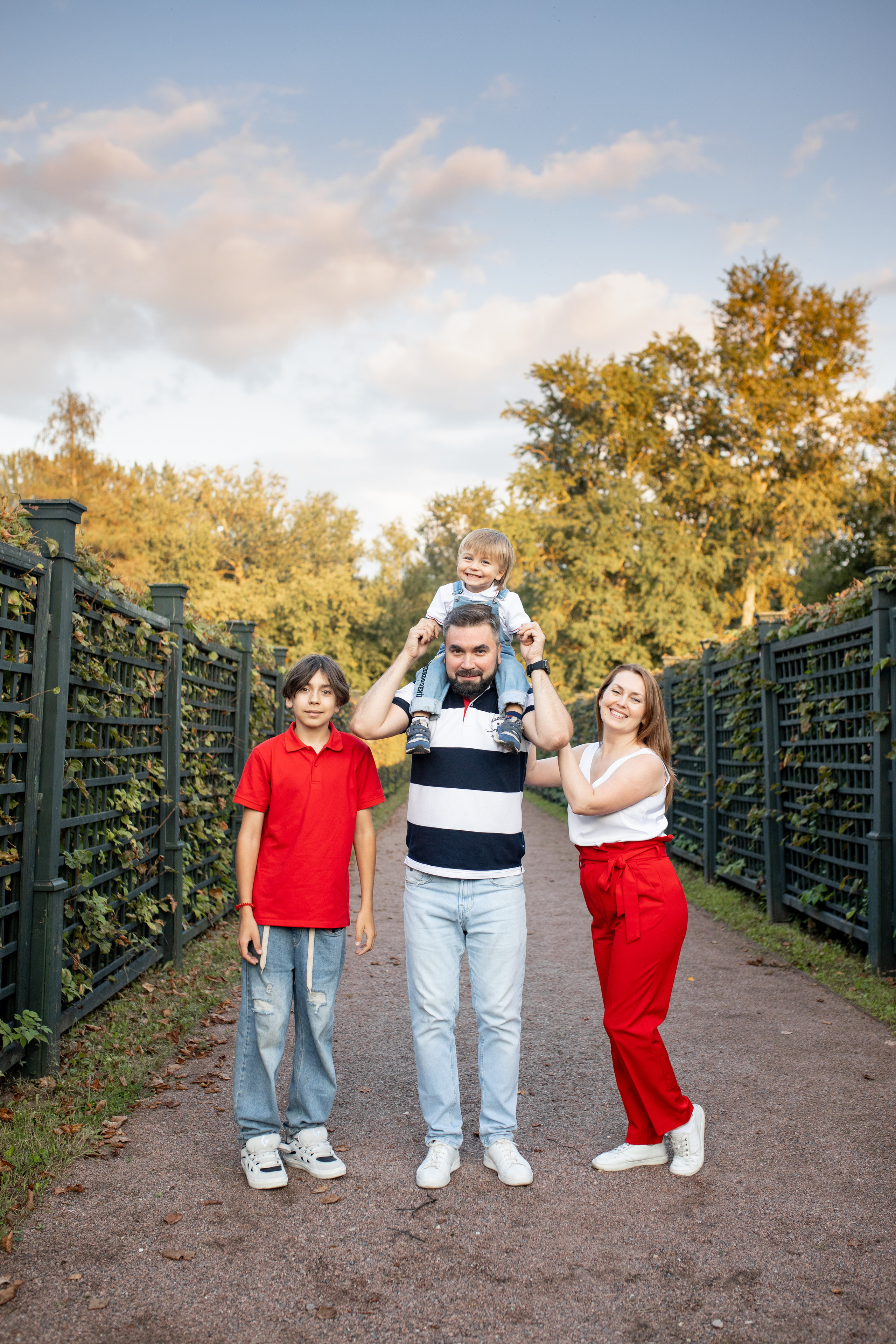 Семейная фотосессия в Кусково. Фотограф в Железнодорожном и Балашихе