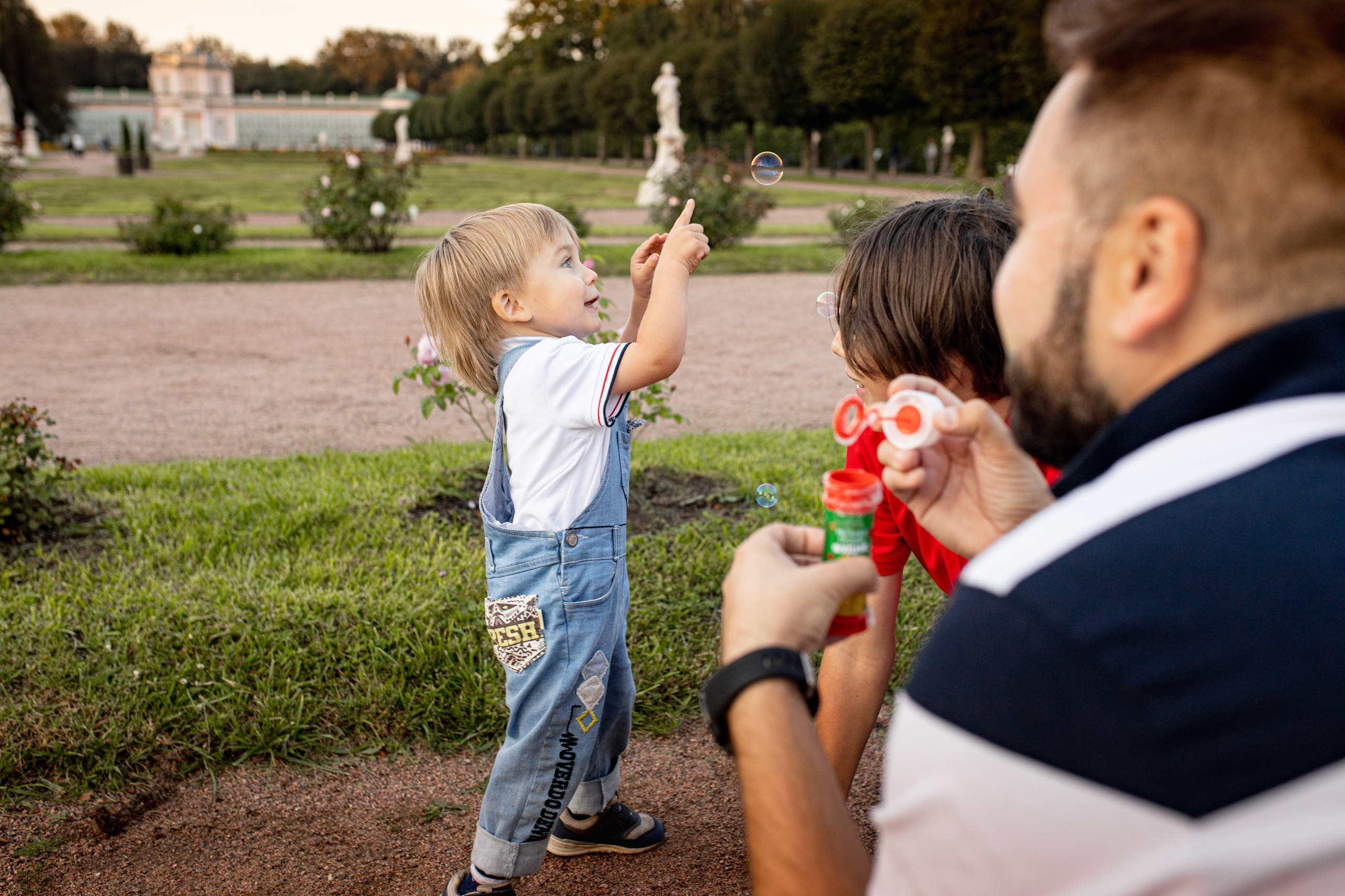 Семейная фотосессия в Кусково. Фотограф в Железнодорожном и Балашихе