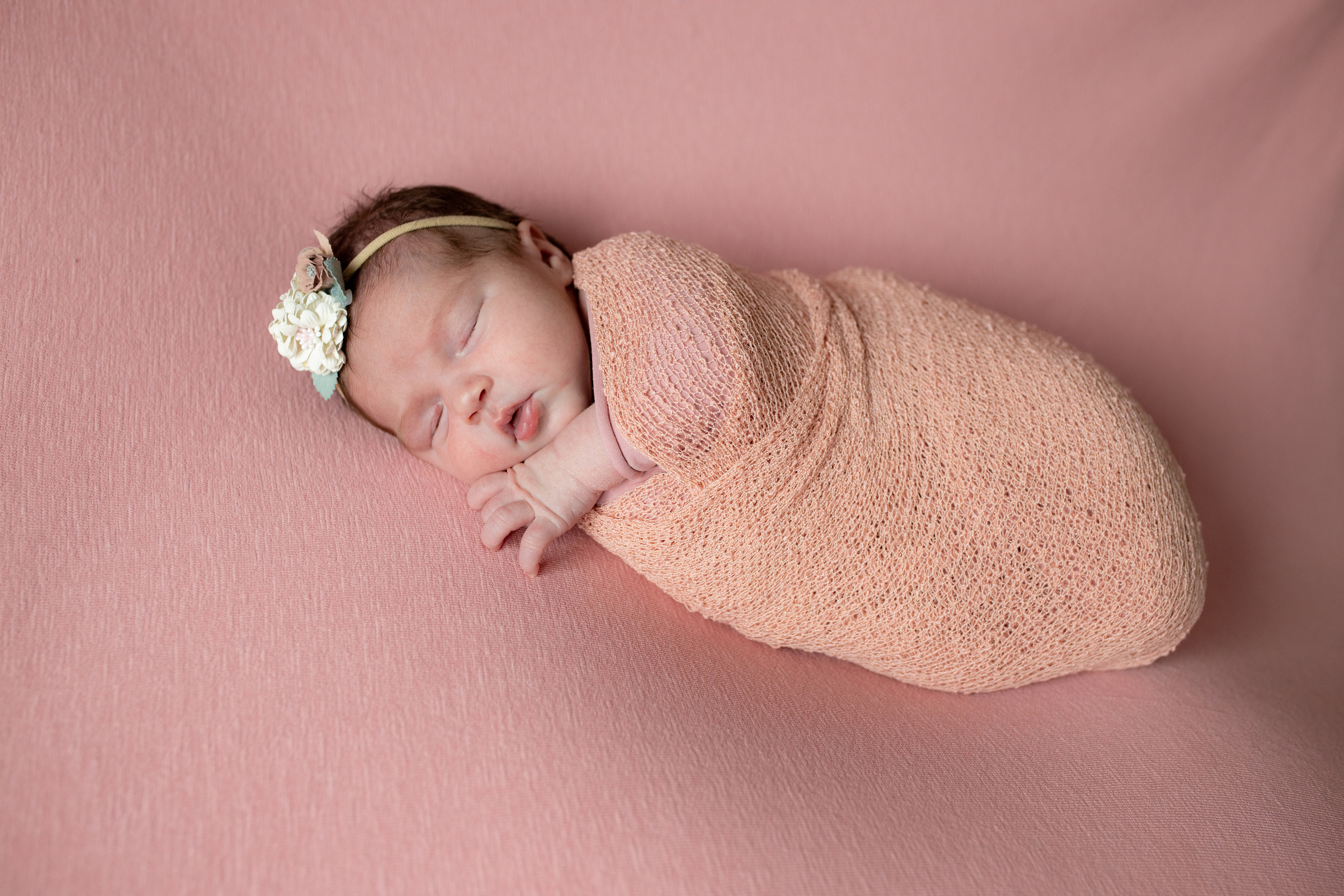 Ньюборн у меня в студии. Фотограф в Железнодорожном и Балашихе