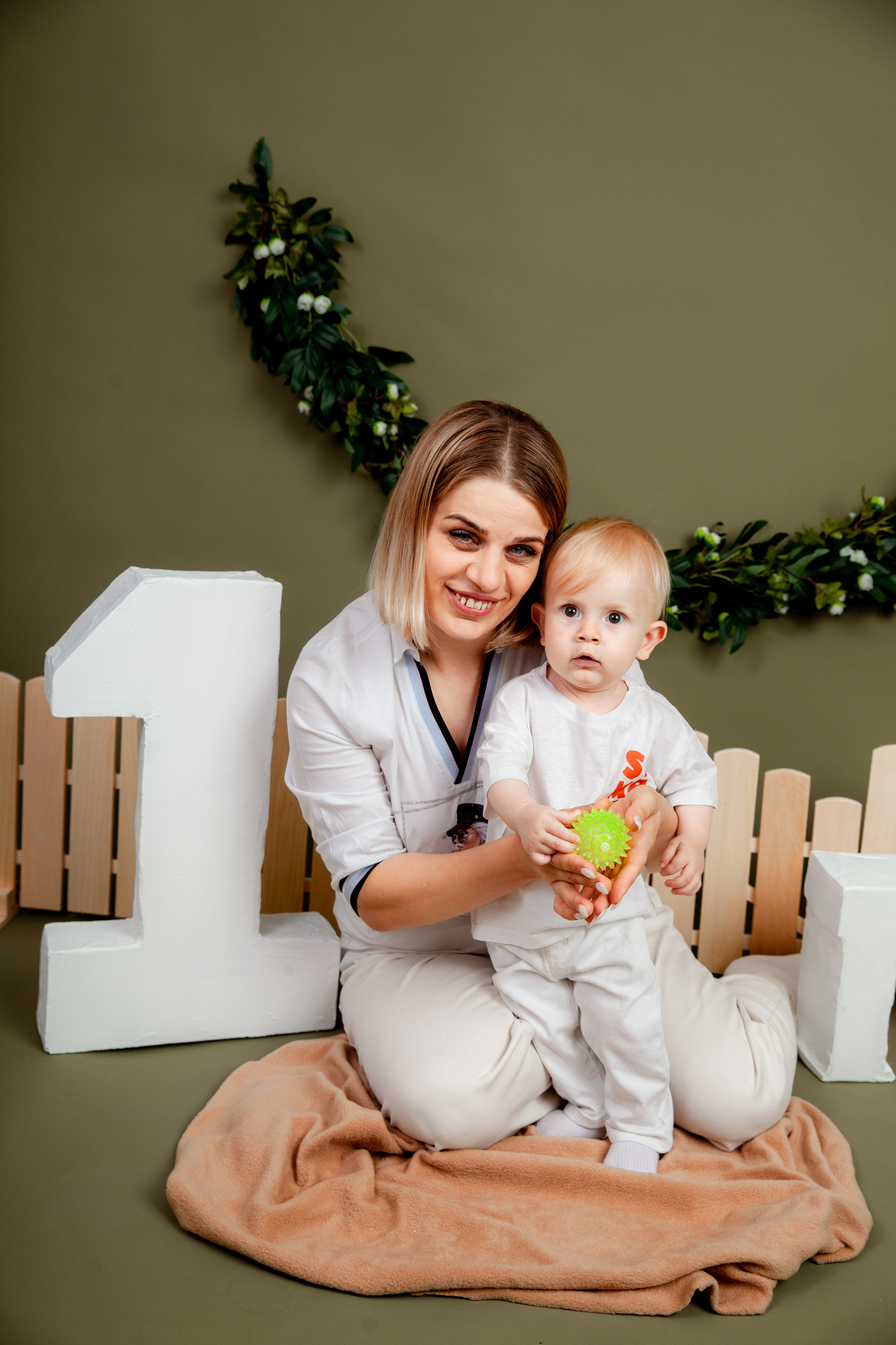 Фотосессия на годик Андраника. Фотограф в Железнодорожном и Балашихе