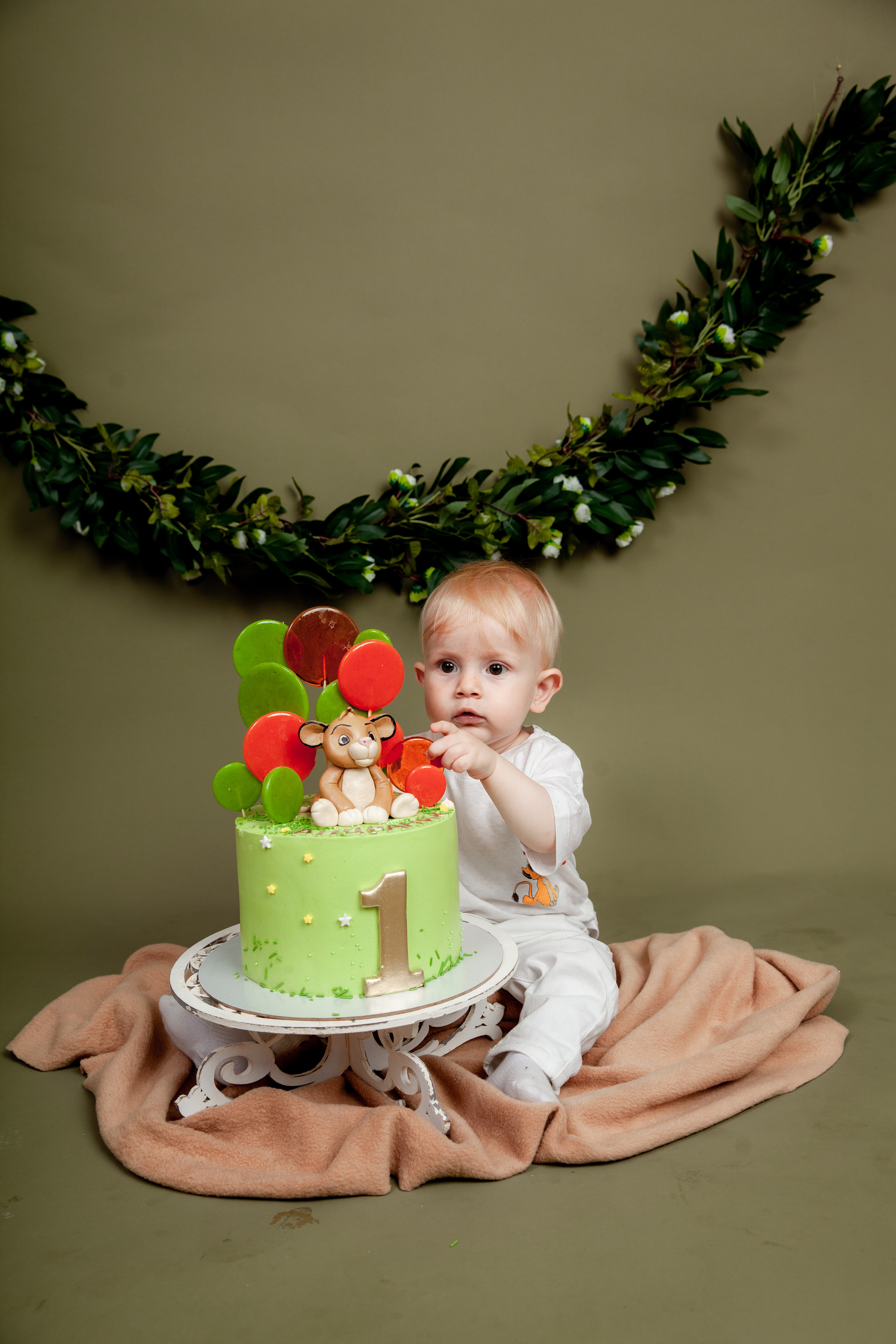 Фотосессия на годик Андраника. Фотограф в Железнодорожном и Балашихе