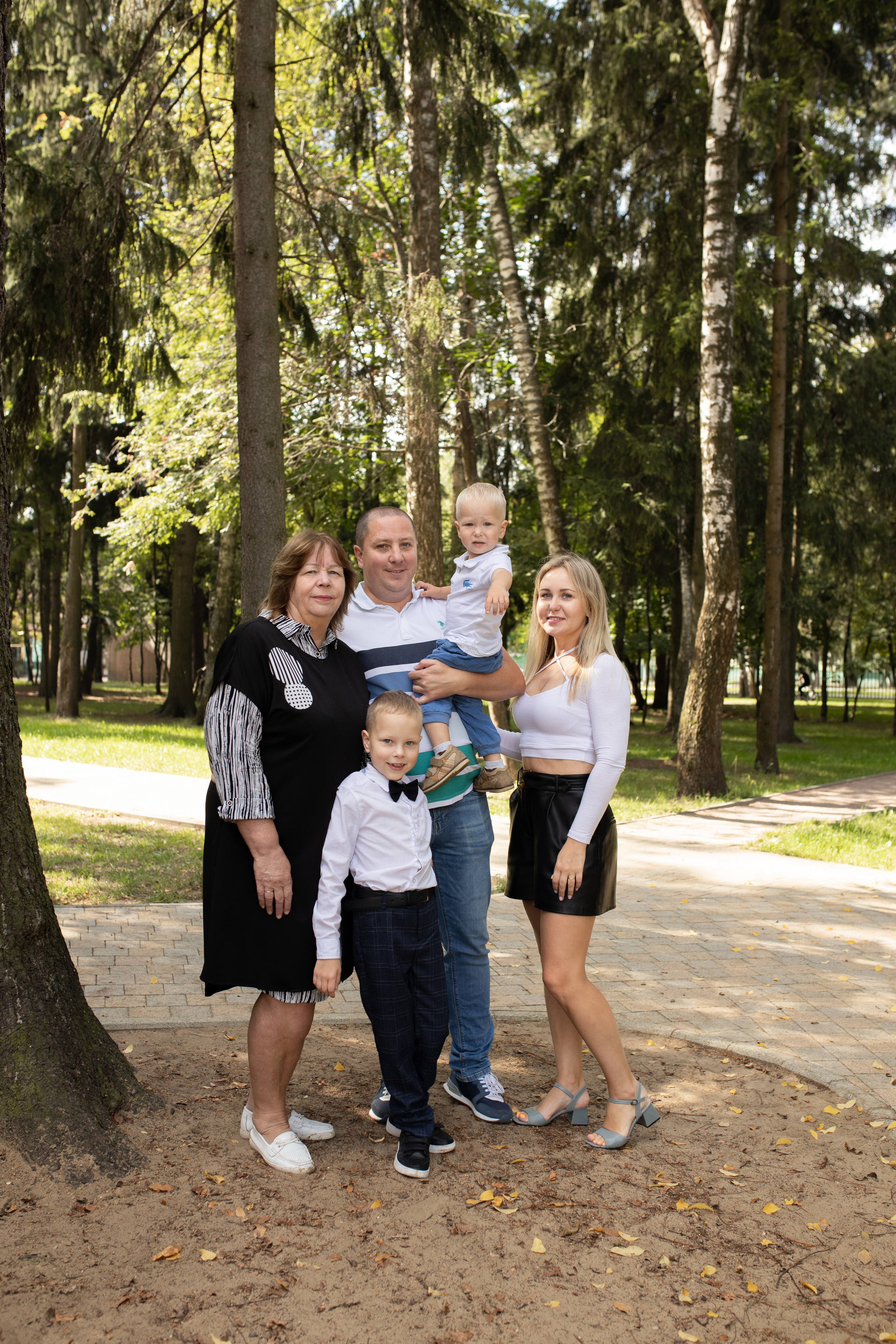 Семейная фотосессия в парке для Оли. Фотограф в Железнодорожном и Балашихе