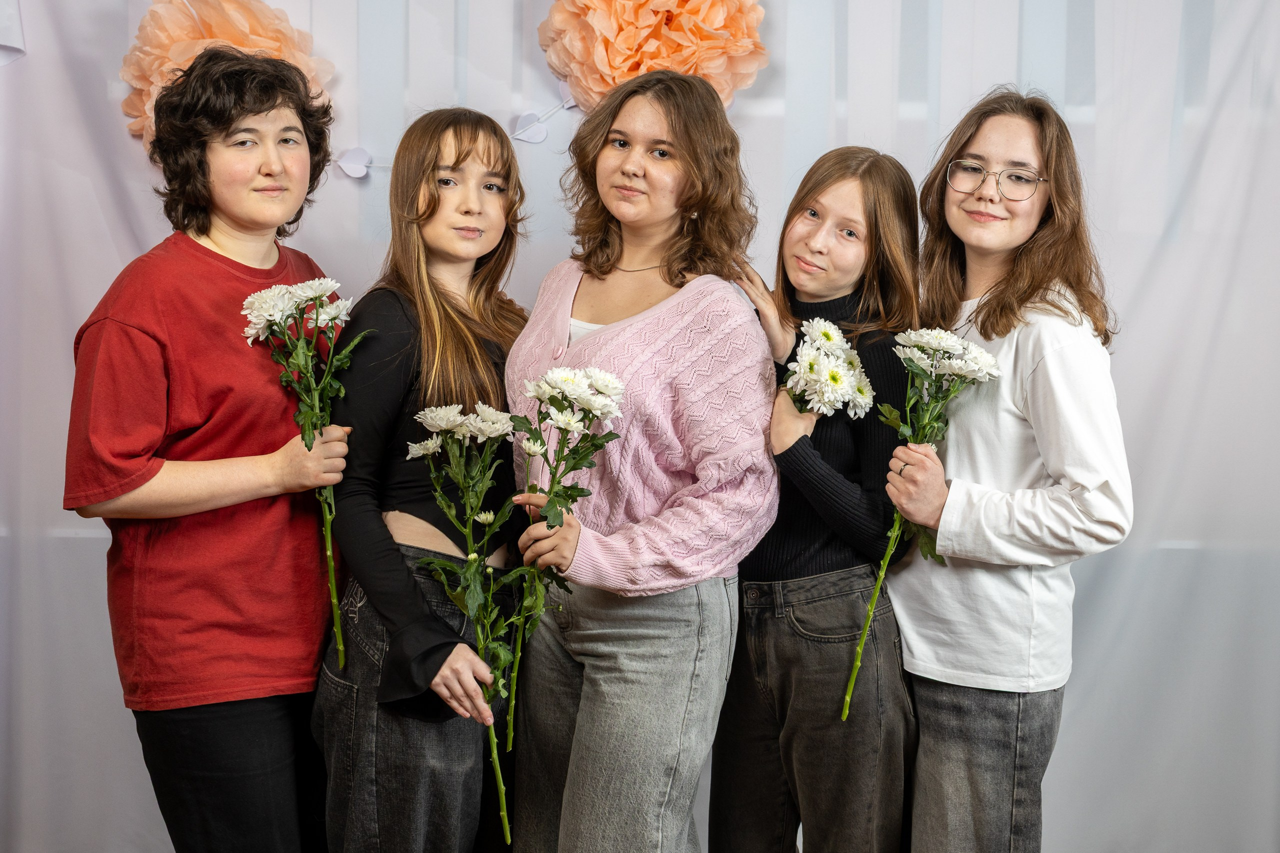 8 марта 2026. Поздравление ребят из 11 класса своих одноклассниц. Главная