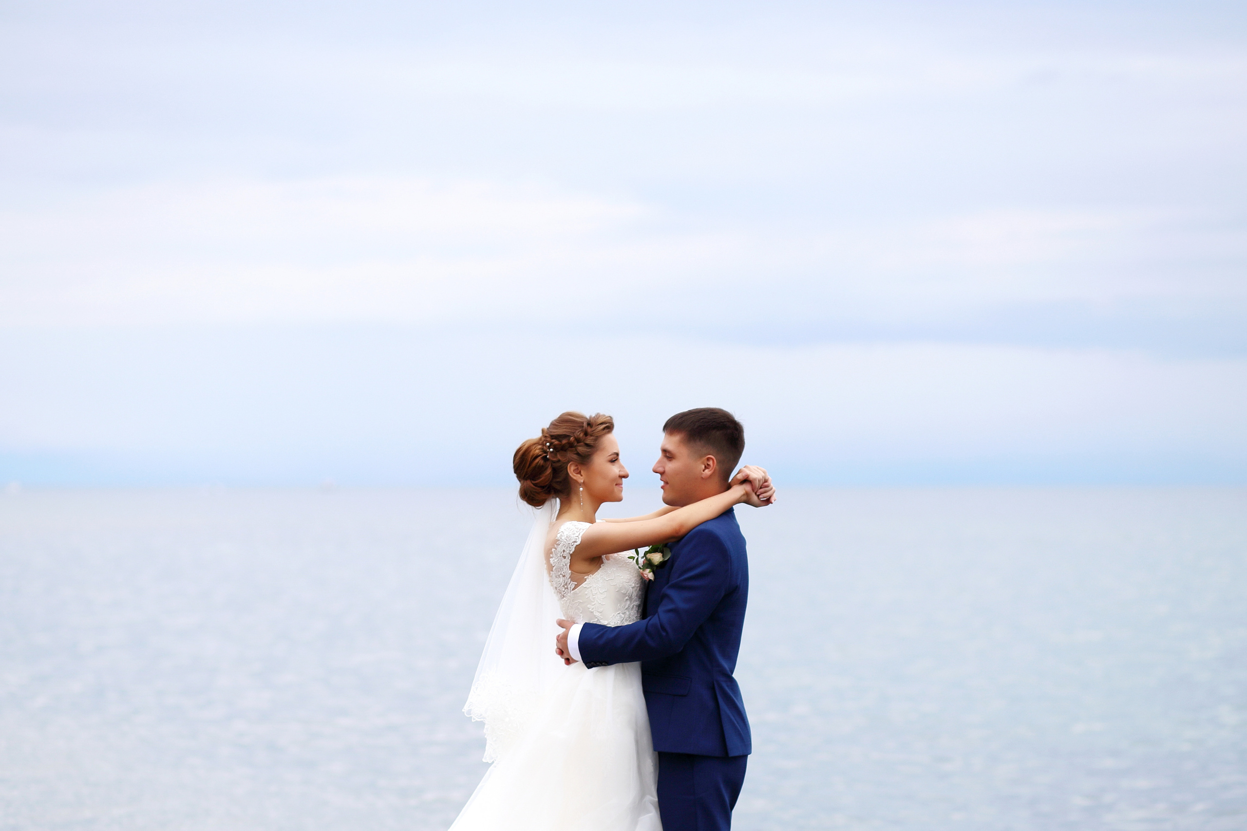 Свадьба Иркутск, фотография на фоне Байкала