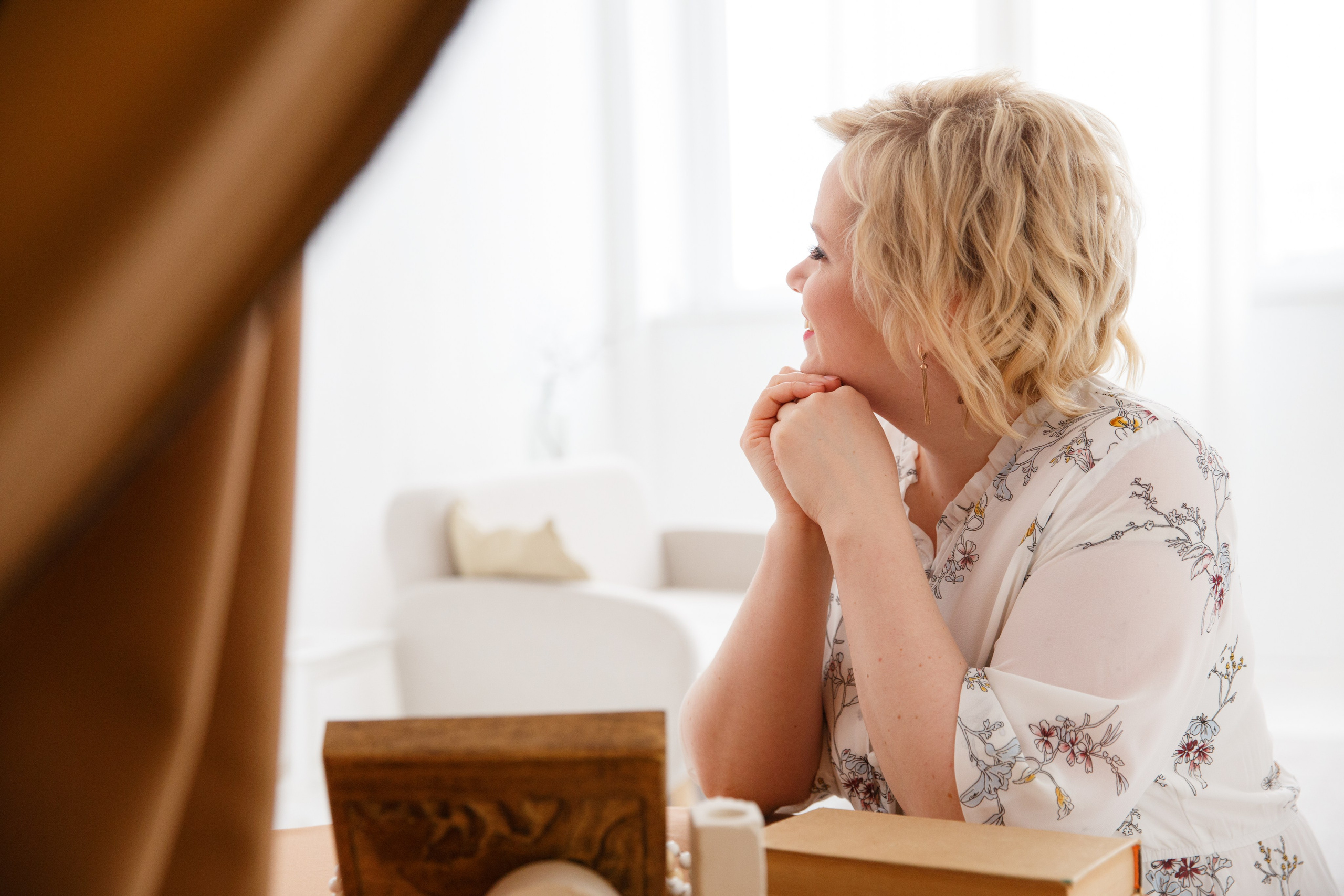 Аня Щеголихина. Врач остеопат, врач ЛФК и восстановительной медицины. Женский и контент фотограф Люба Пунанцева. Северодвинск. Архангельск