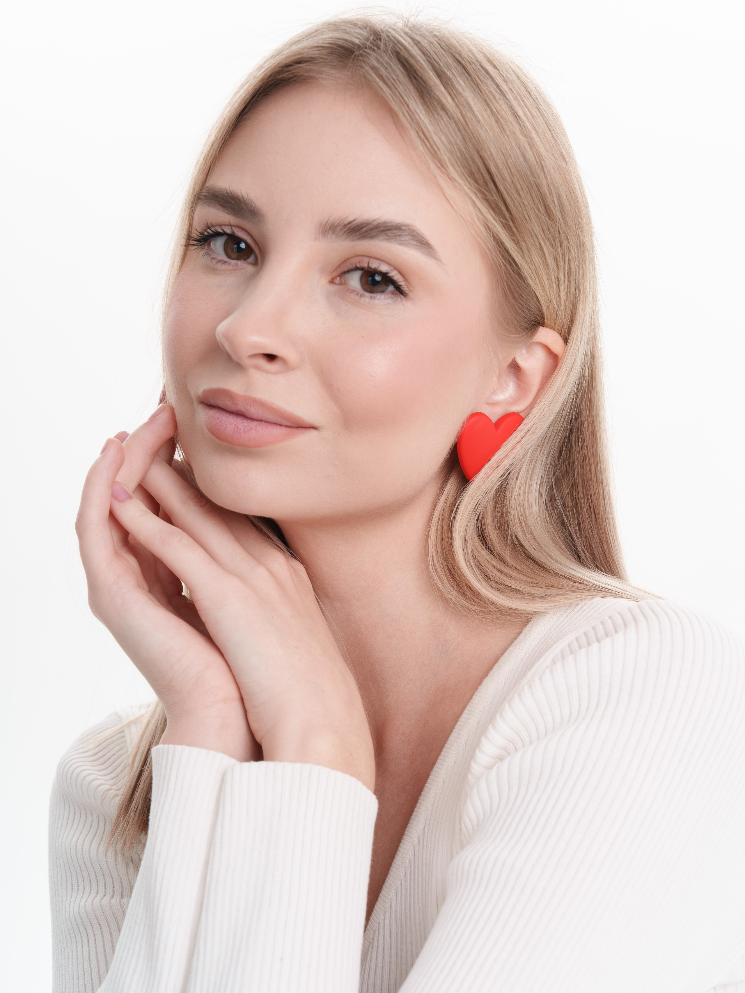 Съемка сережек для WB и OZON. Портретный и Контент фотограф Григорий Семенов (Grifon) в Ижевске