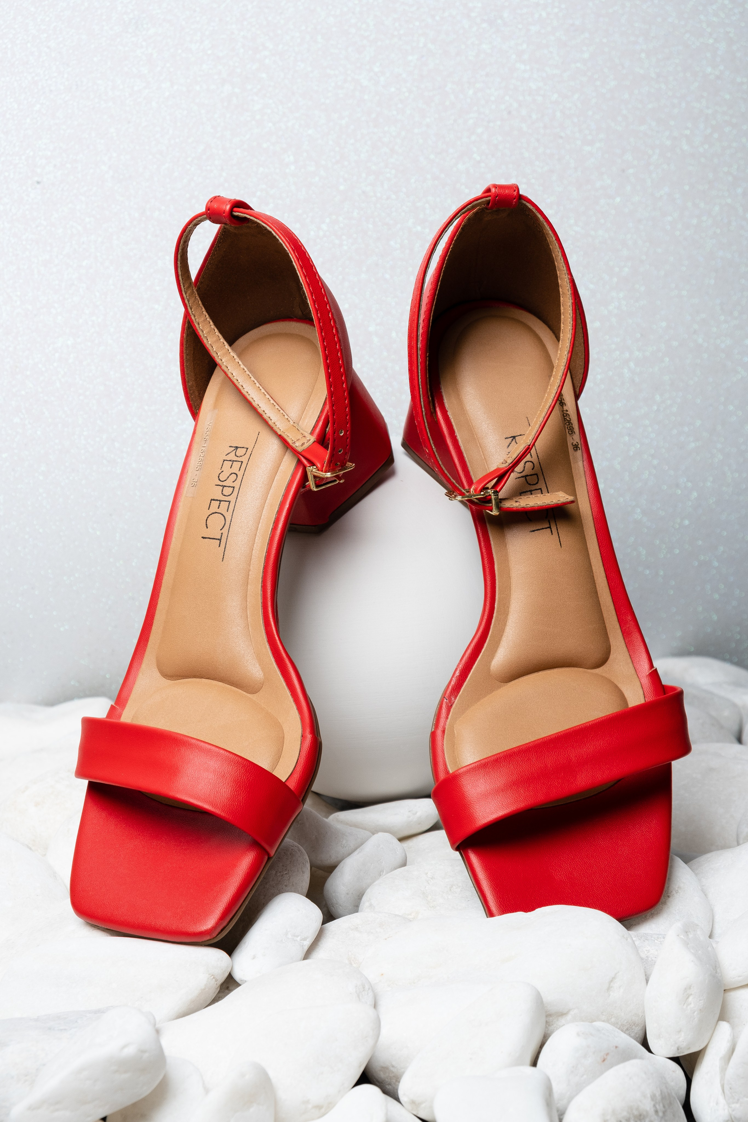 Предметный фотограф в Симферополе Антон Катунин