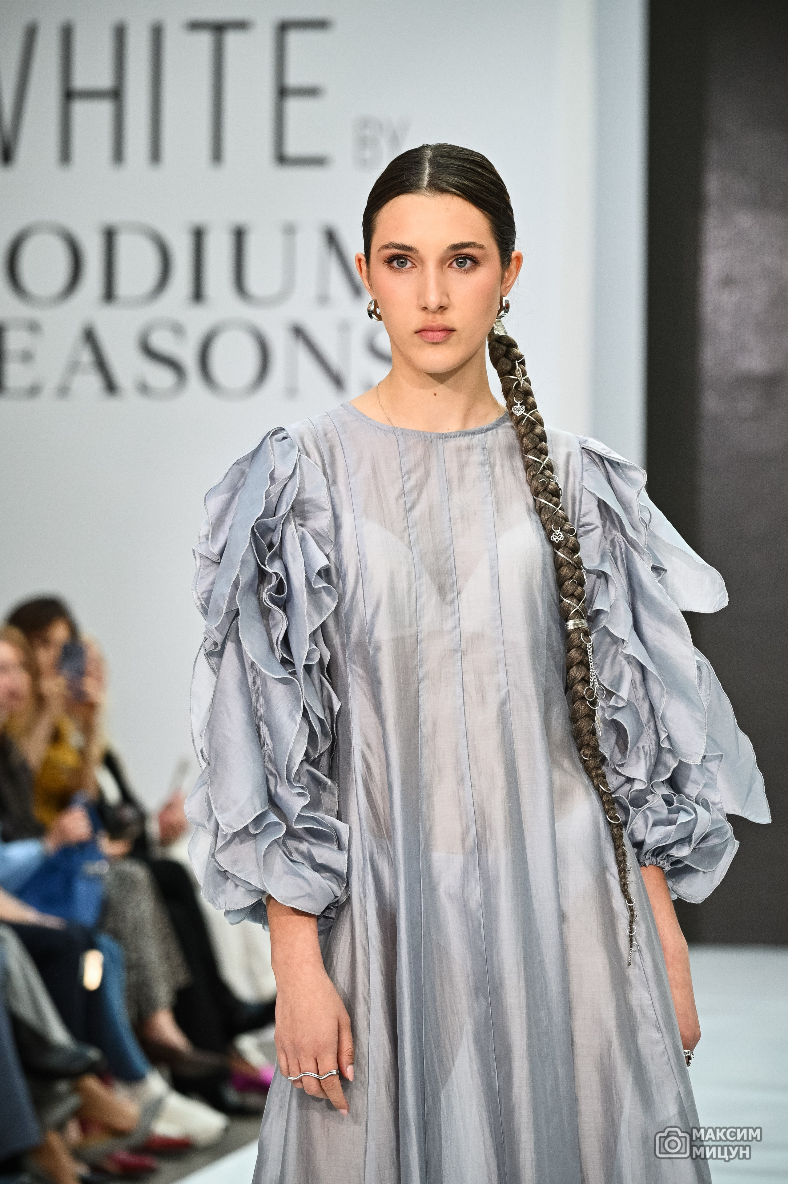 Модные показы. Фотограф Максим Мицун. Портрет, свадьба, репортаж, каталог