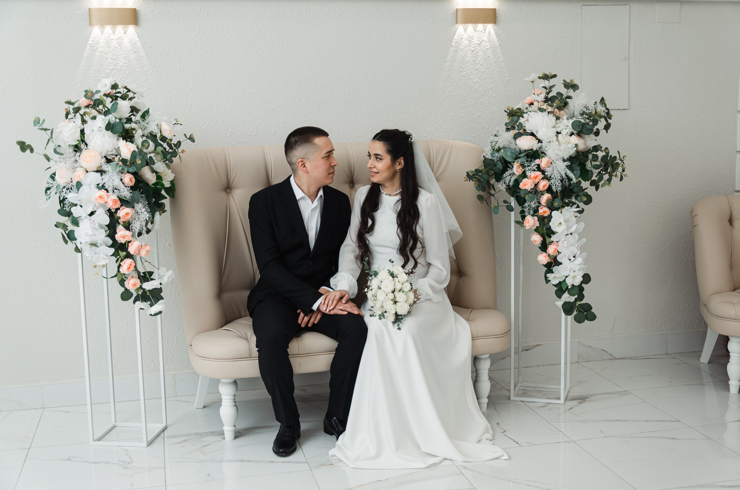 Загс Титова 26, г. Екатеринбург, фотограф Анастасия Прошутинская