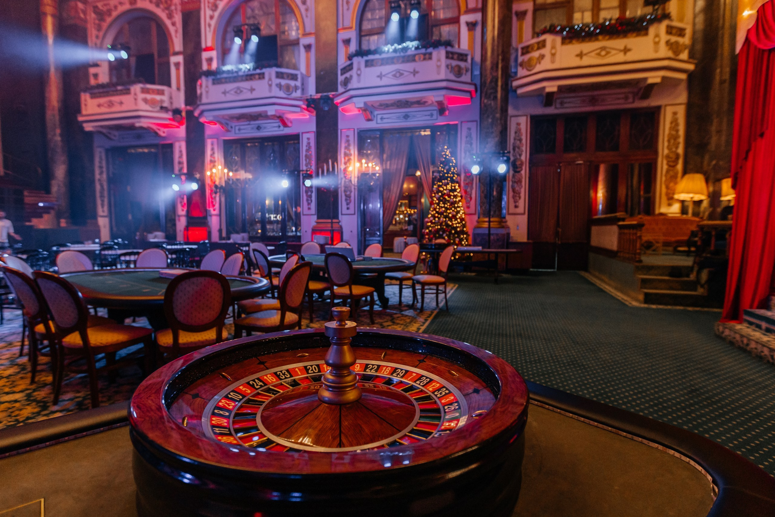 Первый клиентский банк «Бурлеск NY» Ресторан Яръ. Фотограф Москва Людмила Белова