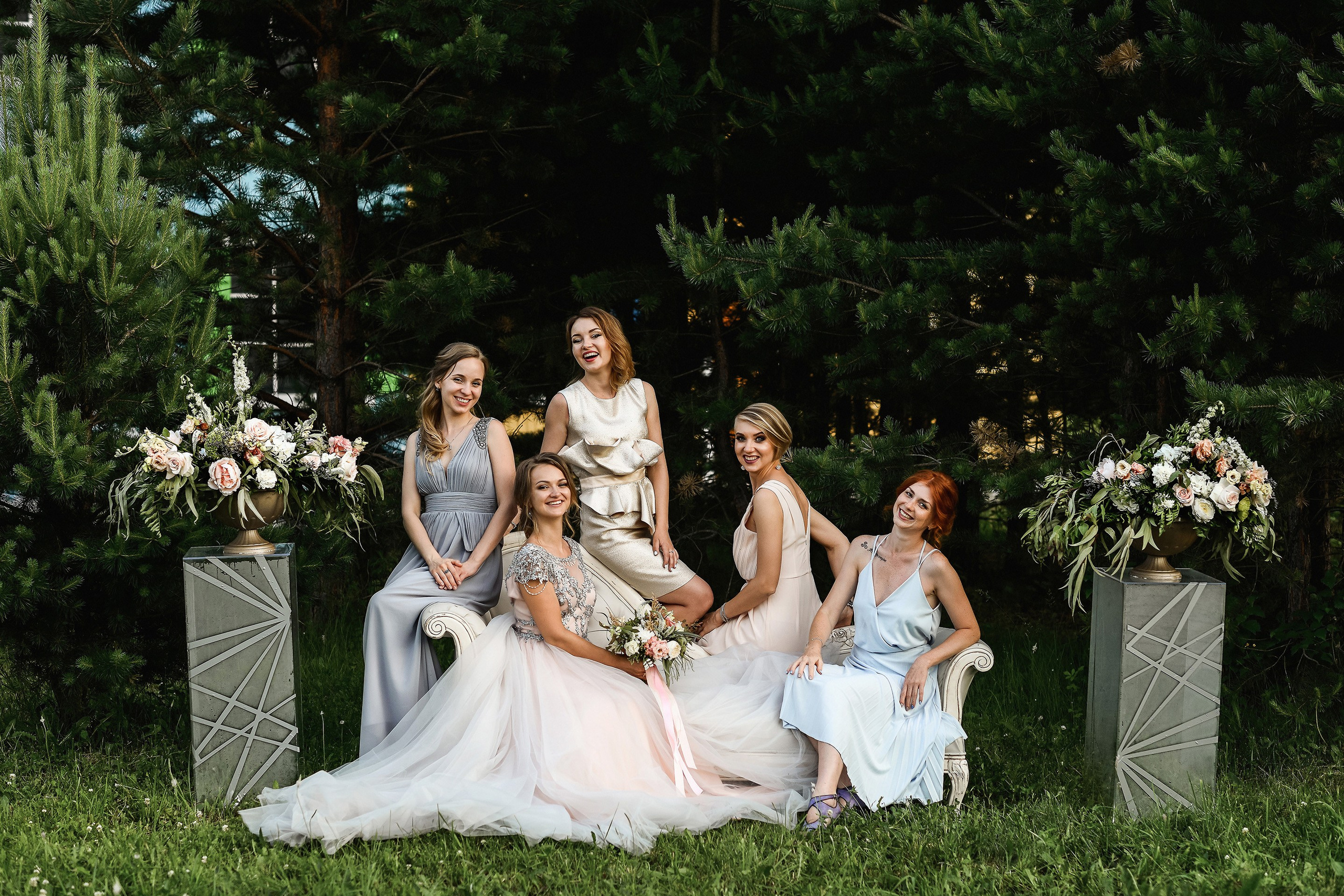 💐 Радик и Яна — душевная загородная свадьба в Villatic | Теплые фото под Красноярском. 📸 Свадебный и семейный фотограф в Красноярске Тихомиров Евгений | 17 лет опыта | 800+ свадеб