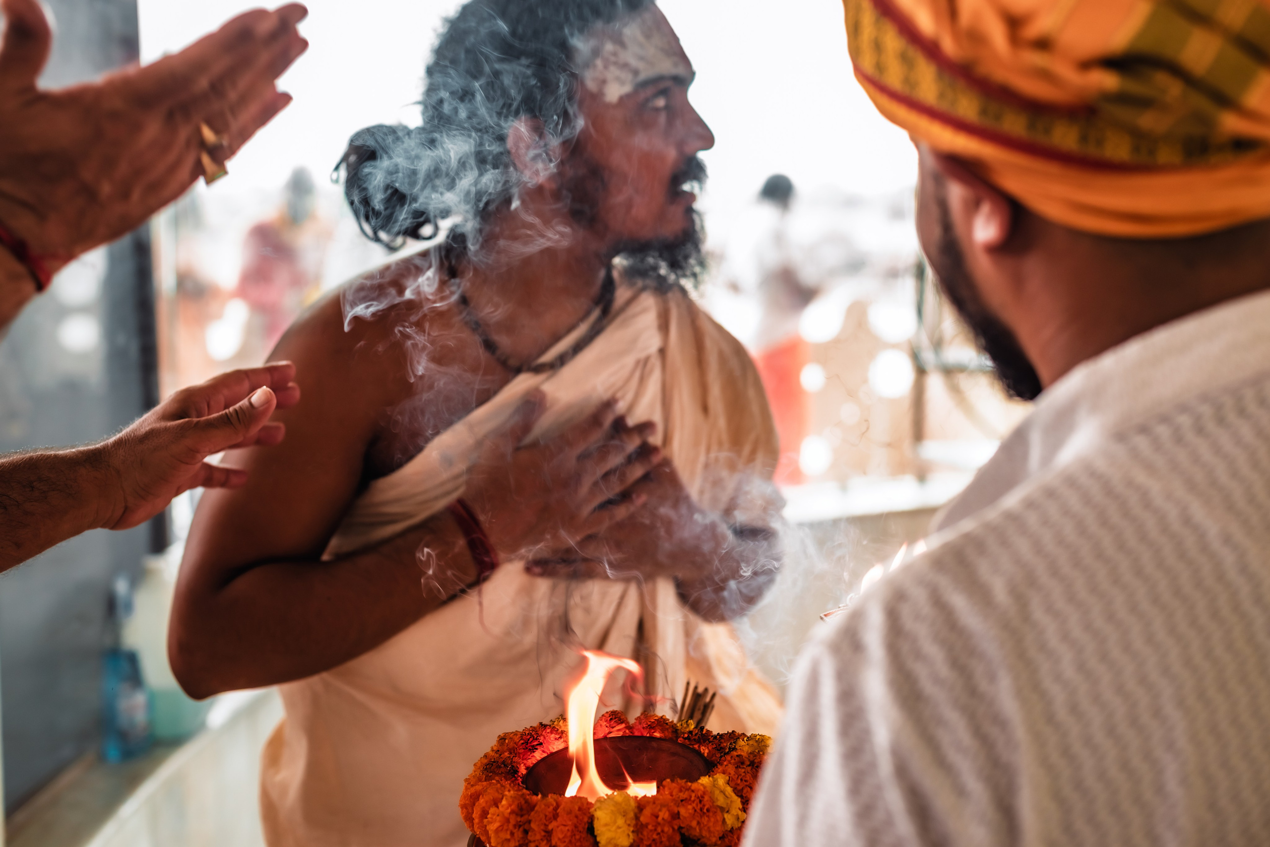 Abhisheka Devraha Baba on Sri Devdas ji maharaj bd. Mariam Bagdasaryan