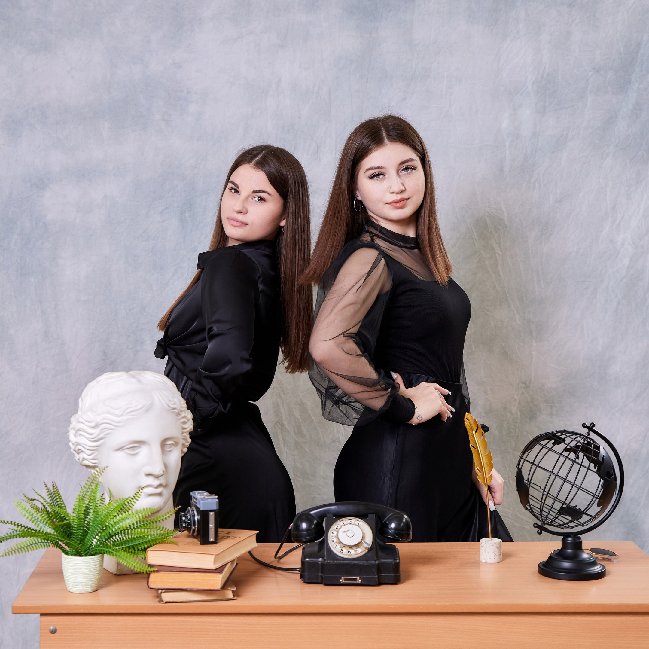 ШКОЛА. ФОН. Фотограф Татаринов Андрей (Донецк / Макеевка)