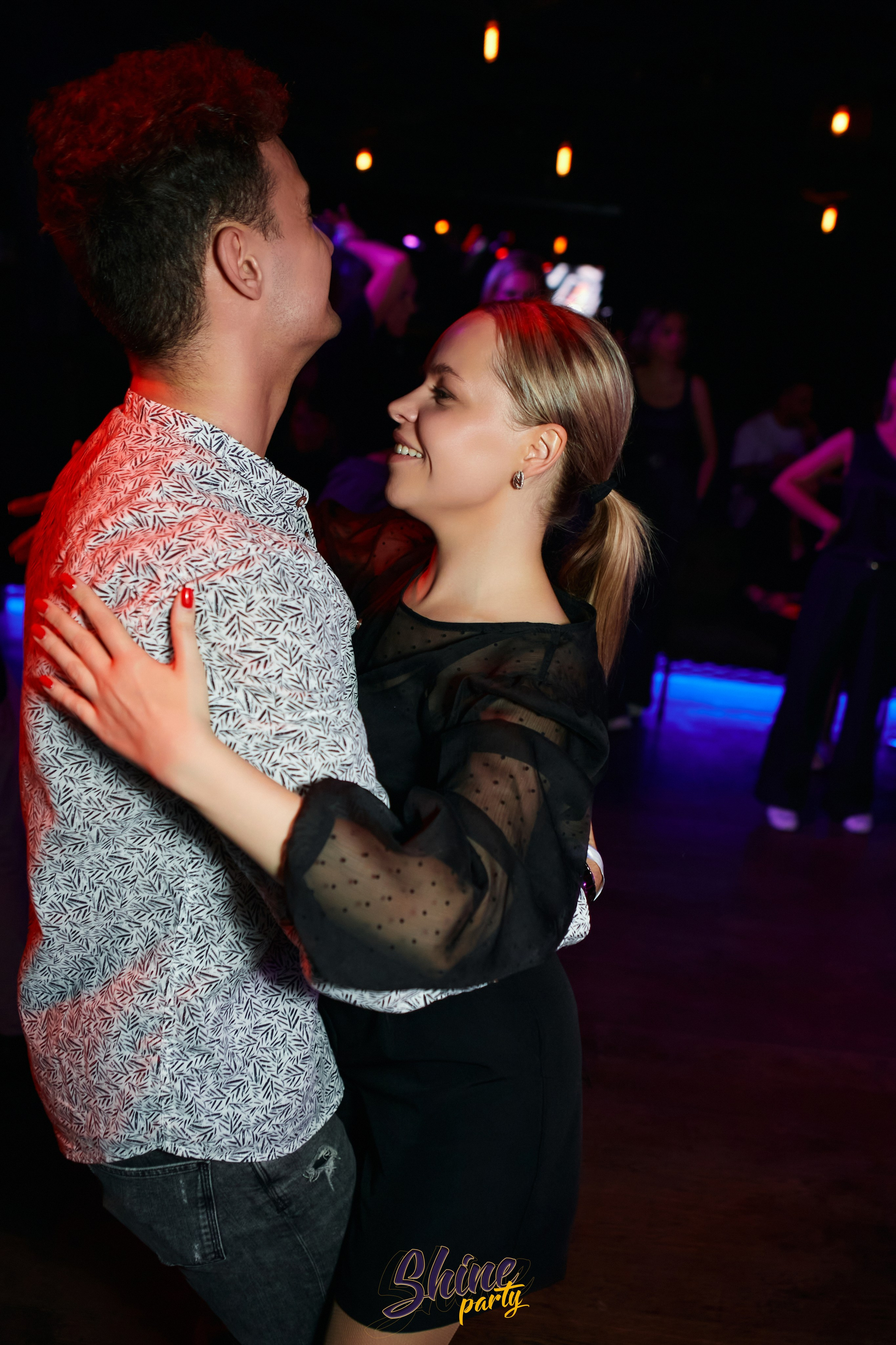 Shine party bachata. Свадебный фотограф