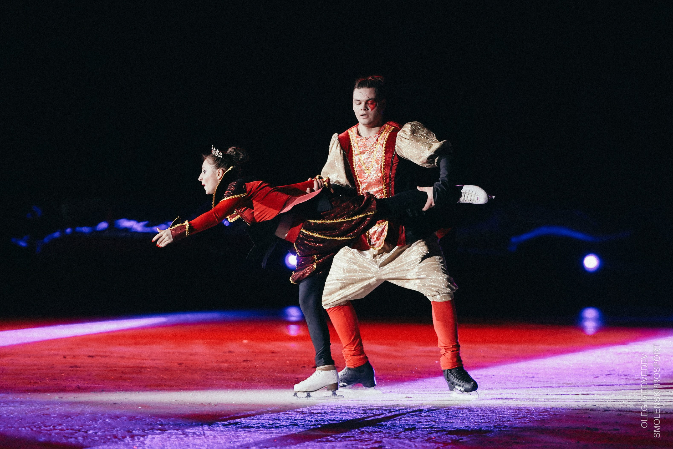 Алиса в стране чудес шоу на льду. Спортивный фотограф Олег Медведев | prosport67 | Смоленск