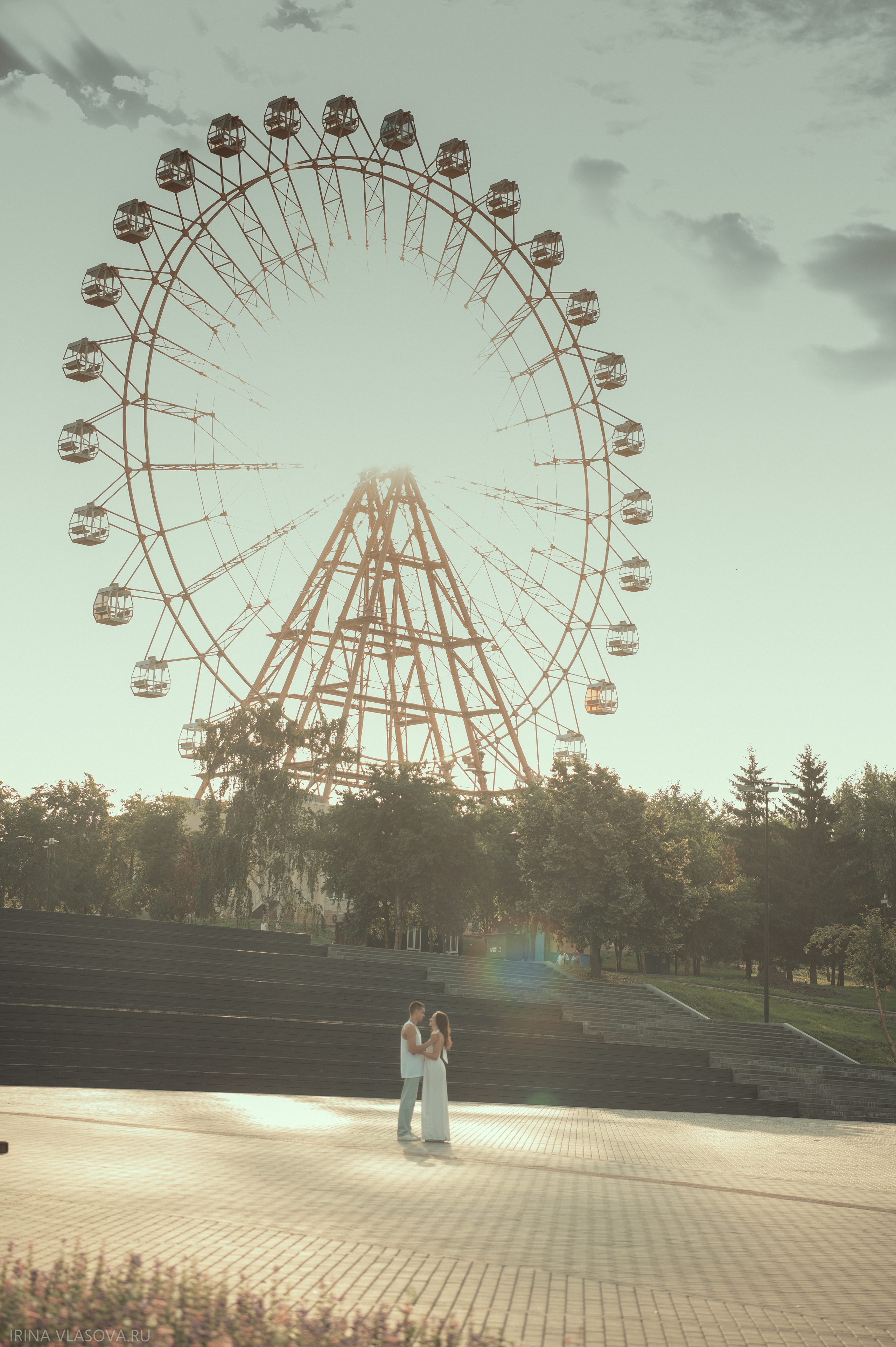 прогулочная фотосессия для двоих влюбленных