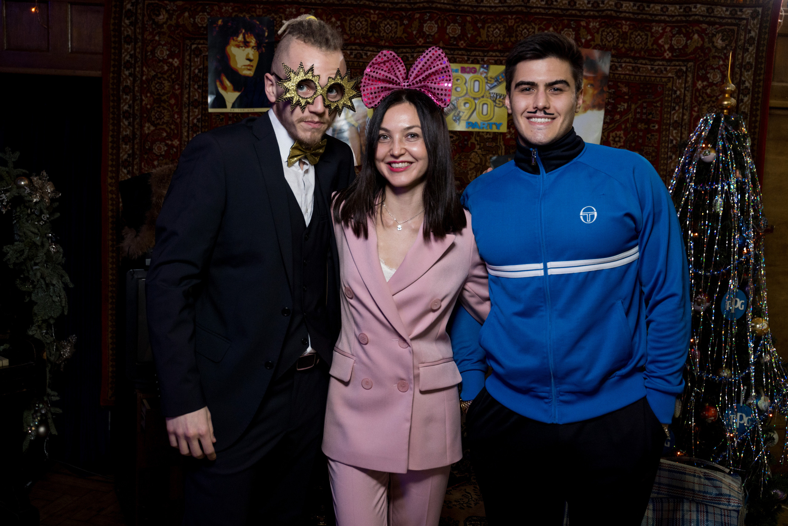 Корпоратив назад в 90-е. Свадебный и портретный фотограф в Москве Гудумак Евгений