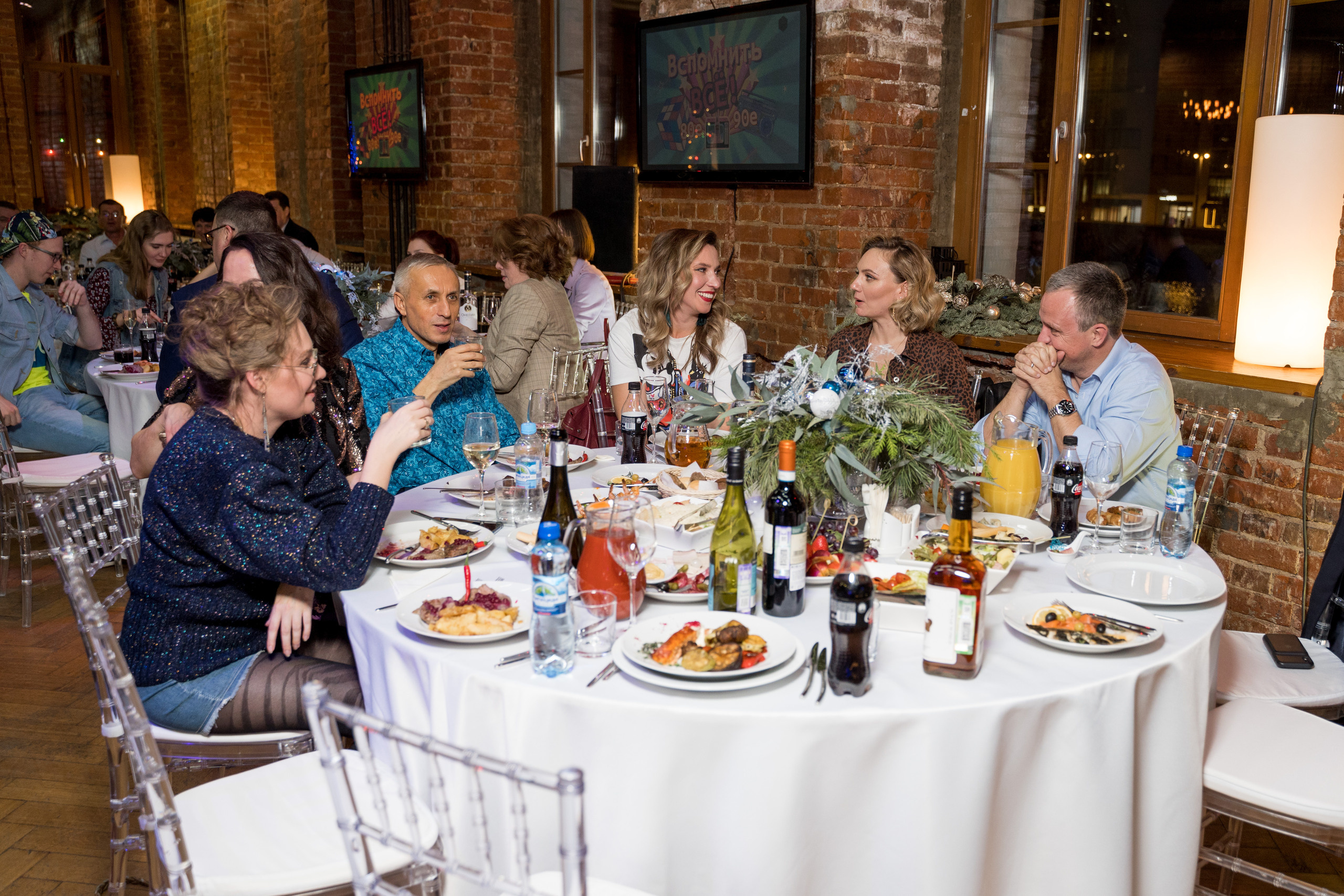Корпоратив назад в 90-е. Свадебный и портретный фотограф в Москве Гудумак Евгений