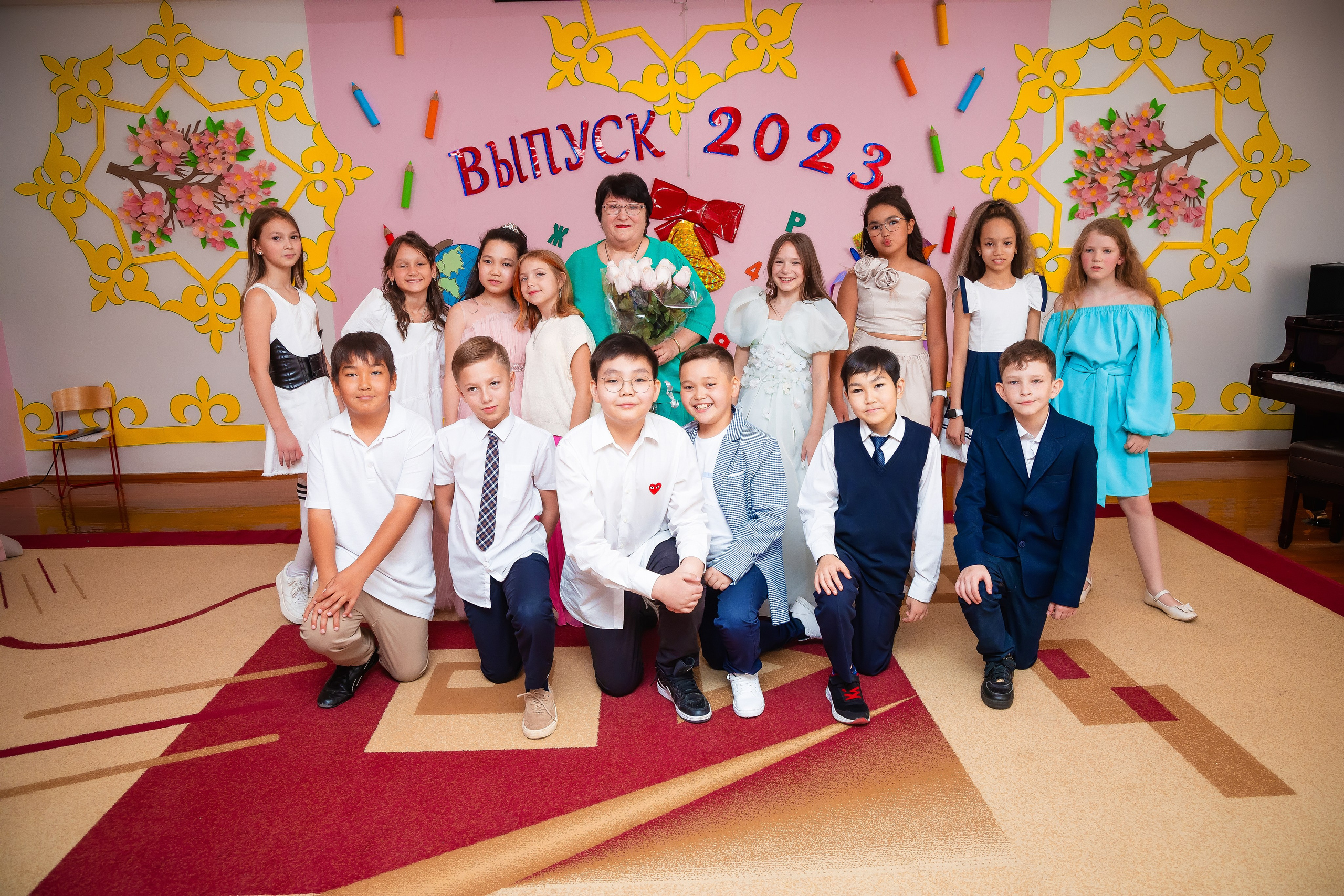 Школьный Выпускной. Семейный и Свадебный фотограф в Астане Александр Астапов