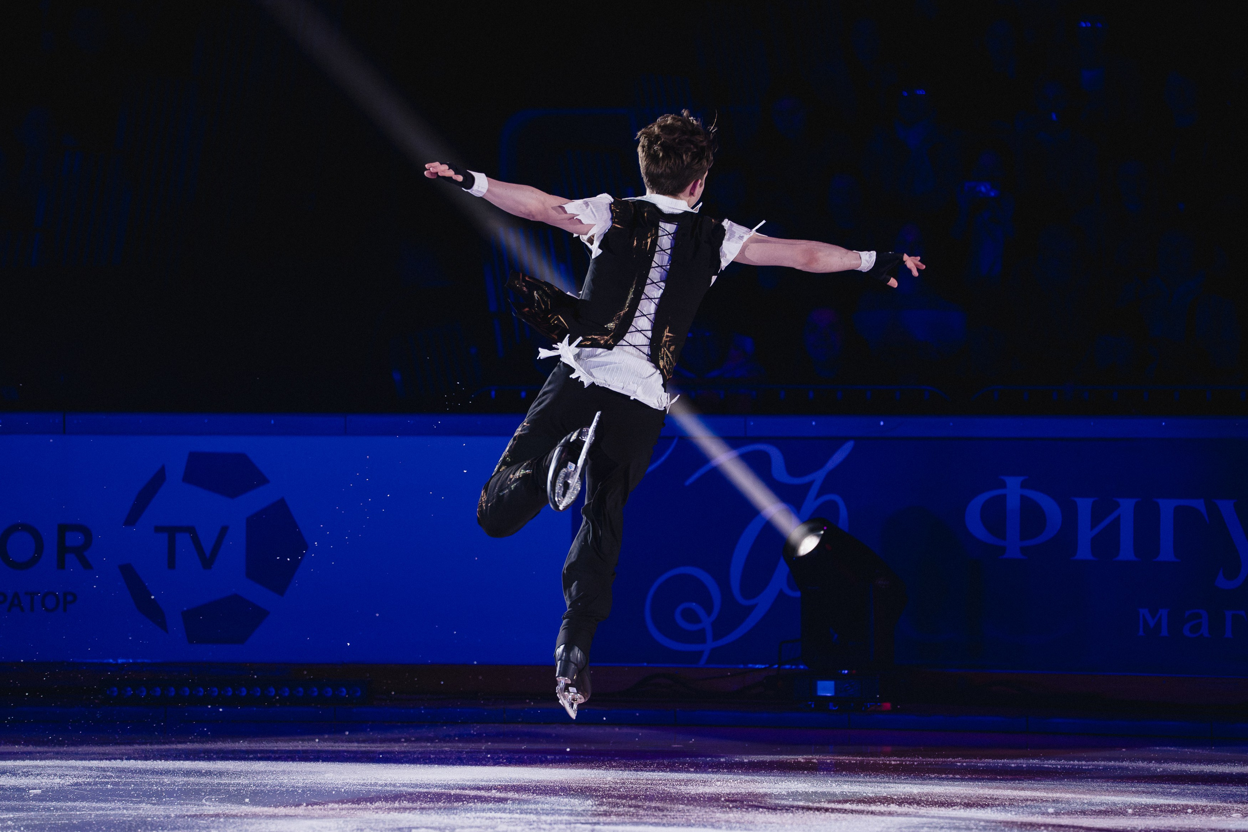 Шоу Этери Тутберидзе в Новосибирске. Воробьева Ксения — Спортивный и танцевальный фотограф Новосибирск