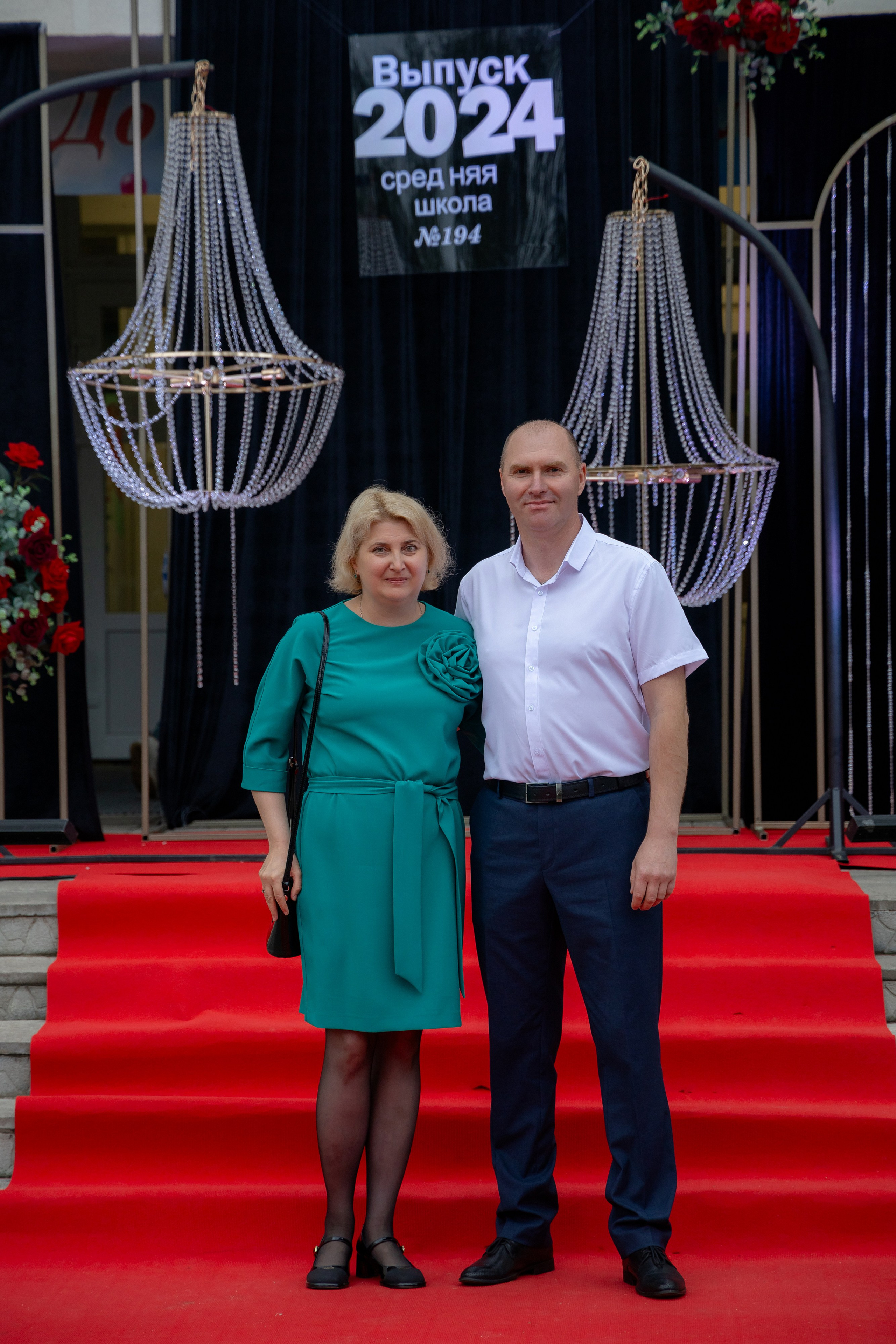 Школьный выпускной 2024 год в Соколе (Минск). Свадебный фотограф в Минске/Беларуси Сергей Спиридонов