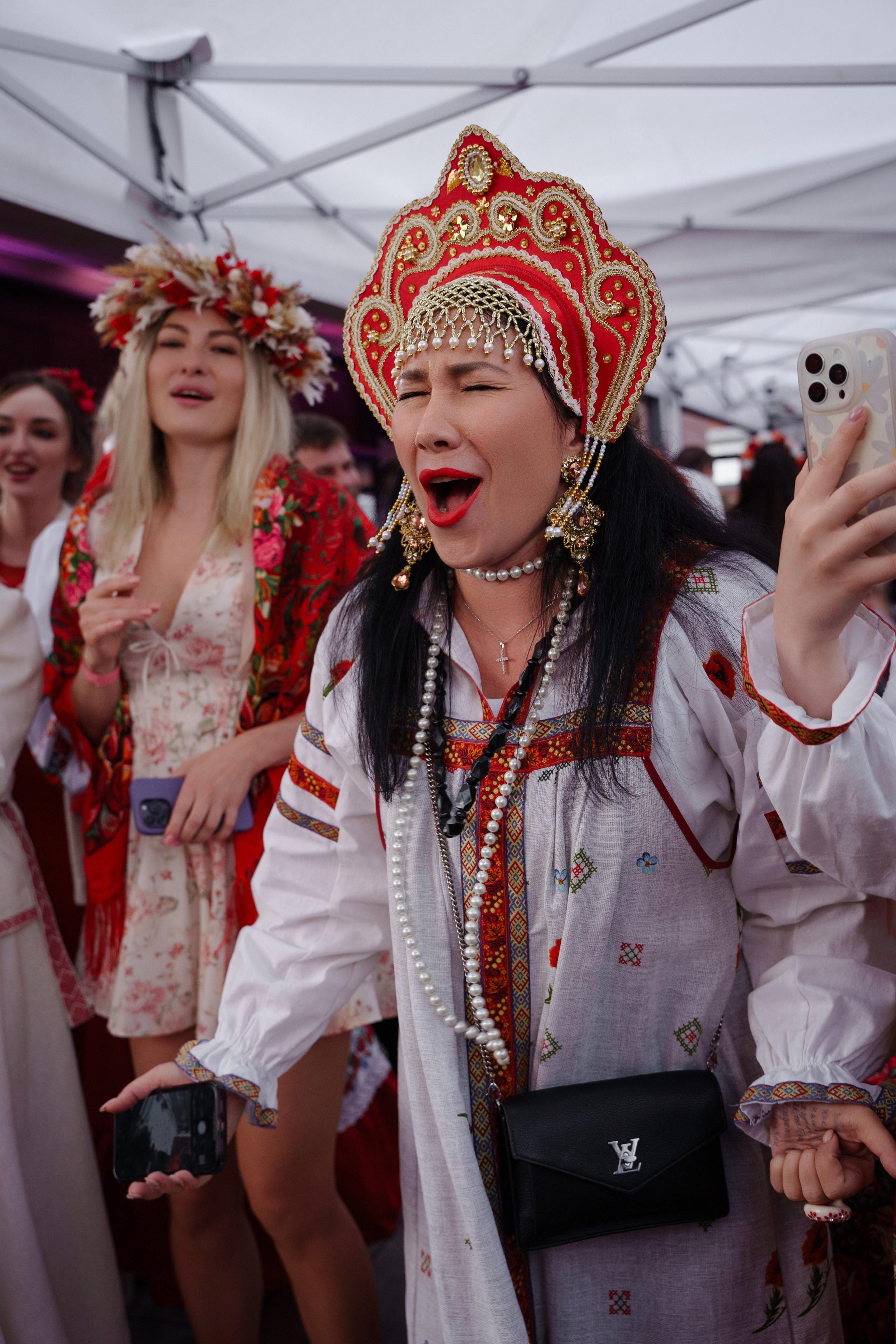 Гендер пати в славянском стиле. Репортажный фотограф в Москве Саша Дружинина