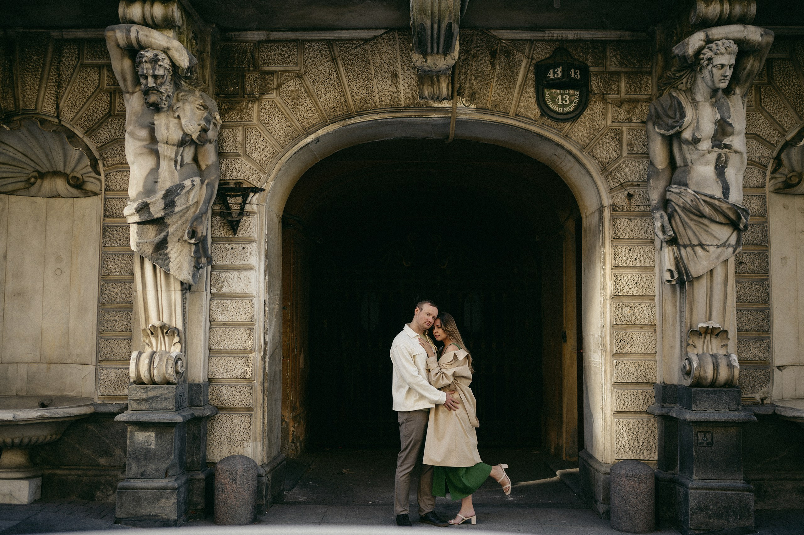 Слава и Настя прогулка. Профессиональный фотограф в Санкт-Петербурге