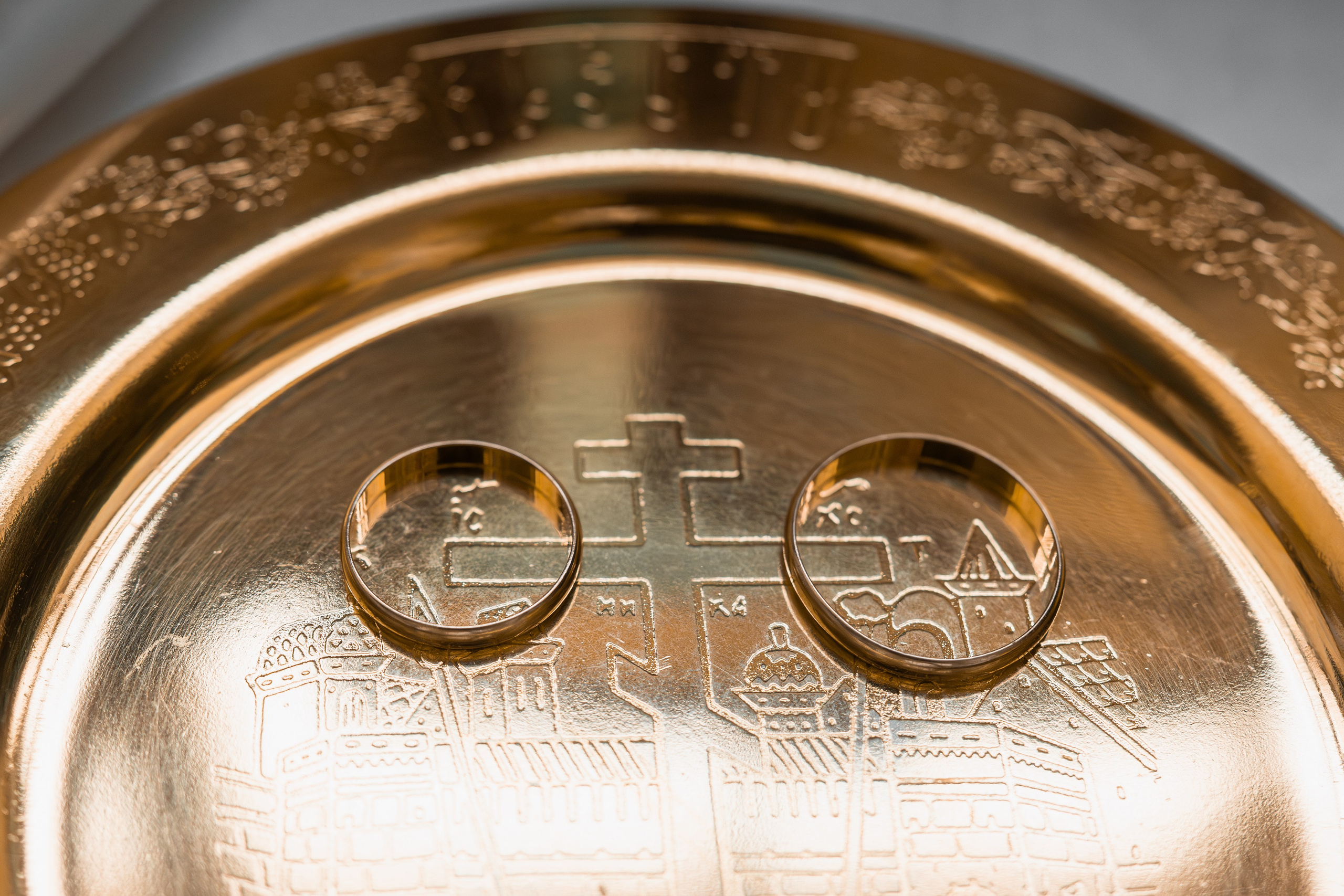 Венчание. Храм Введения во храм Пресвятой Богородицы. Церковный фотограф на Таинство Крещения и Венчания в Оренбурге и Оренбургской области Екатерина Белкина