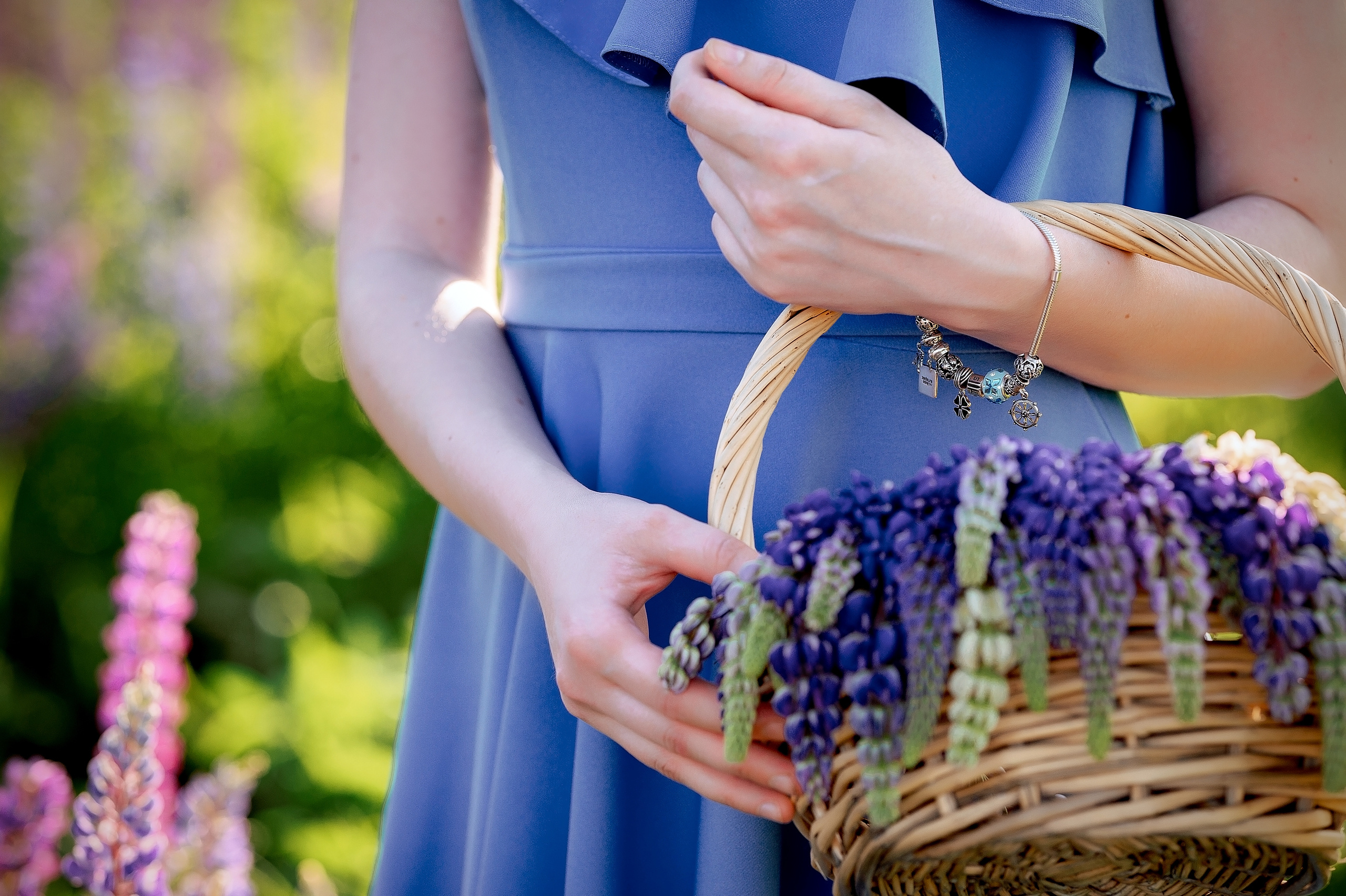 Фотосессия в люпиновом поле в Щелково. Свадебный и семейный фотограф Виктория Носачёва. Щелково, Москва и МО