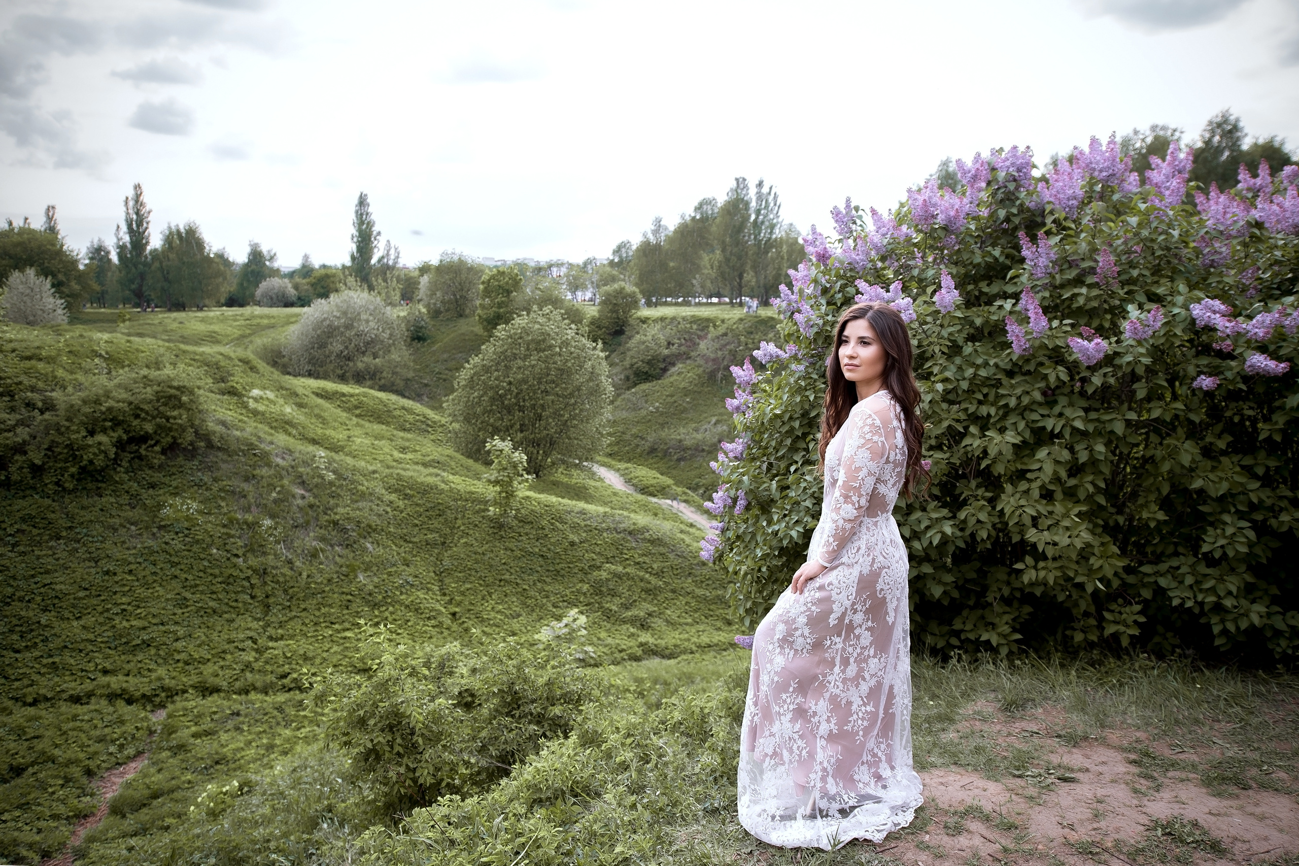 Фотосессия на цветение в Коломенском. Свадебный и семейный фотограф Виктория Носачёва. Щелково, Москва и МО