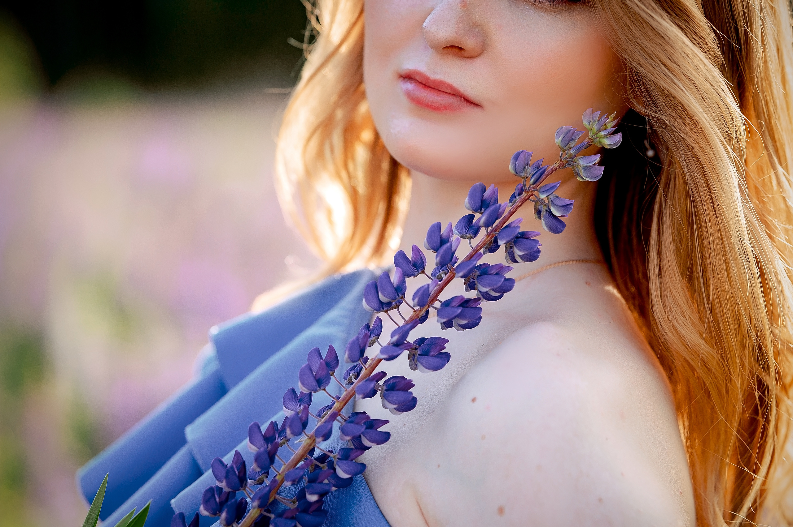 Фотосессия в люпиновом поле в Щелково. Свадебный и семейный фотограф Виктория Носачёва. Щелково, Москва и МО