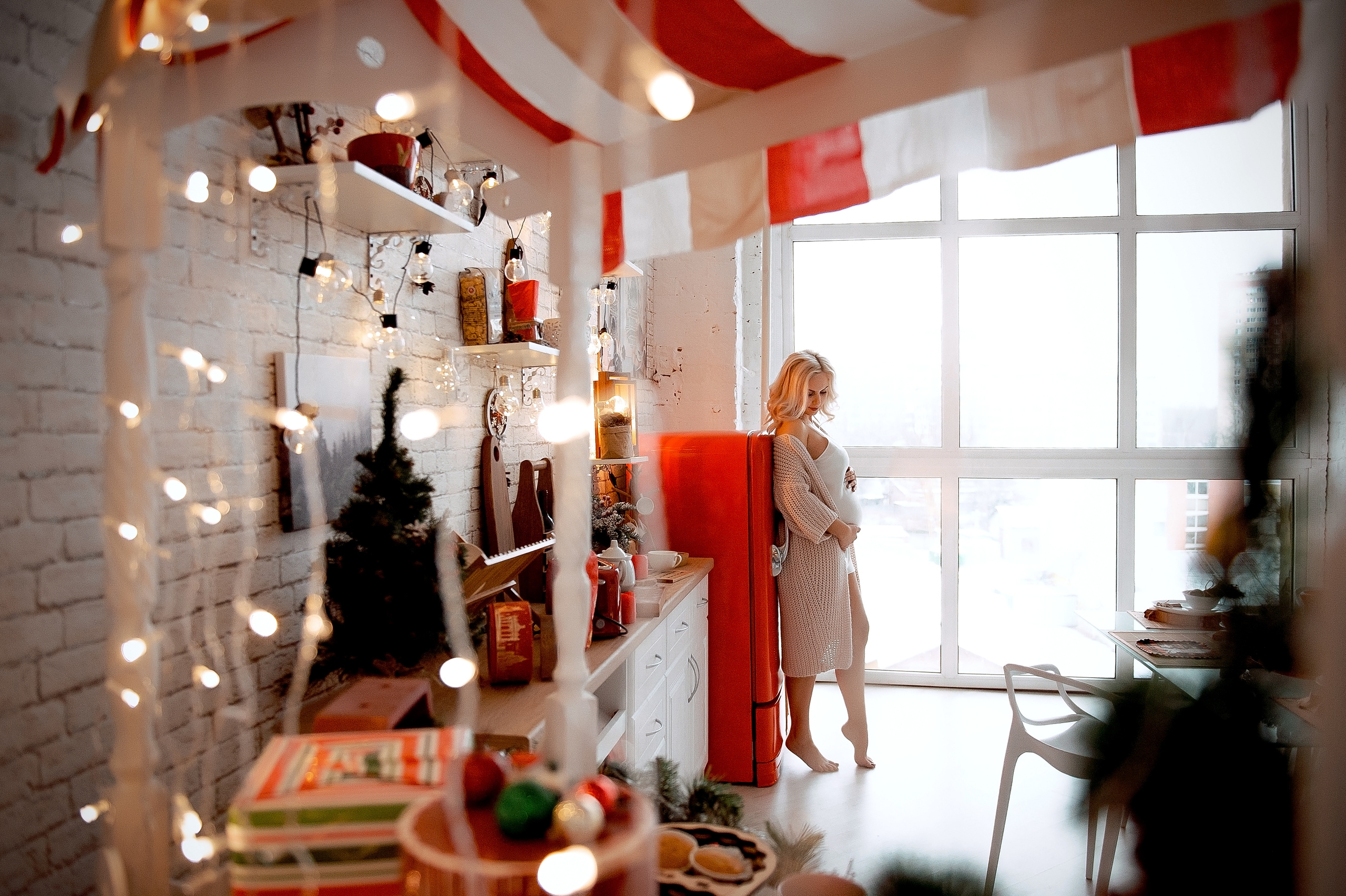 Фотосессия в ожидании малыша в фотостудии в Ивантеевке. Свадебный и семейный фотограф Виктория Носачёва. Щелково, Москва и МО