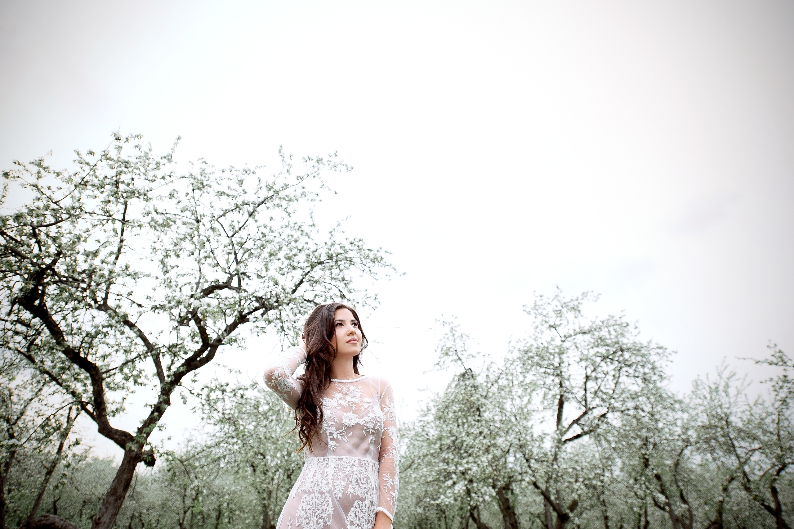 Фотосессия на цветение в Коломенском. Свадебный и семейный фотограф Виктория Носачёва. Щелково, Москва и МО